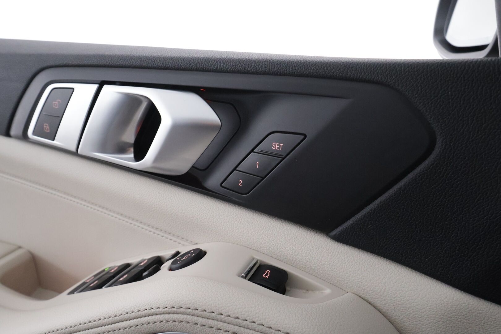 BMW X5 2021 G05 xDrive45e A Charged Edition - | ACC | Koukku | HUD | DAP | 360° | Muistipenkki | Ilma-Alusta | Sporttinahat | HiFi | Adapt. LED | Comfort Access | Ambient Light | Suomiauto |   