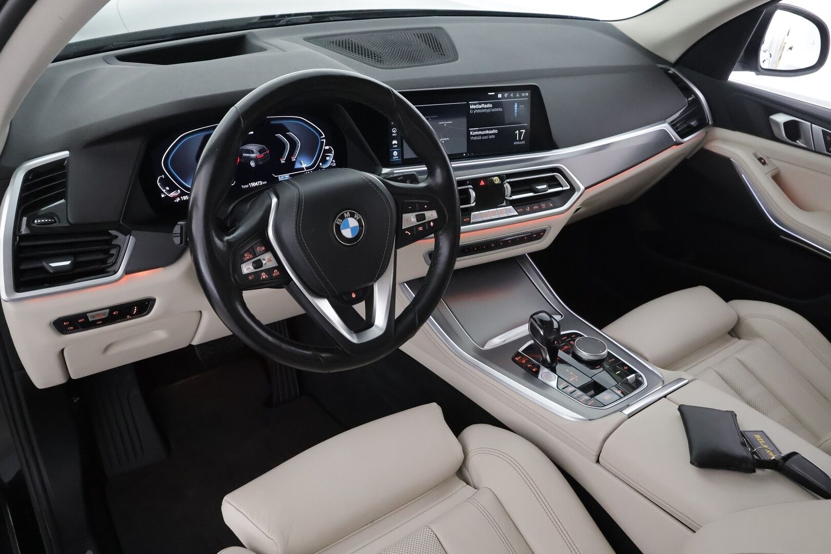 BMW X5 2021 G05 xDrive45e A Charged Edition - | ACC | Koukku | HUD | DAP | 360° | Muistipenkki | Ilma-Alusta | Sporttinahat | HiFi | Adapt. LED | Comfort Access | Ambient Light | Suomiauto |   