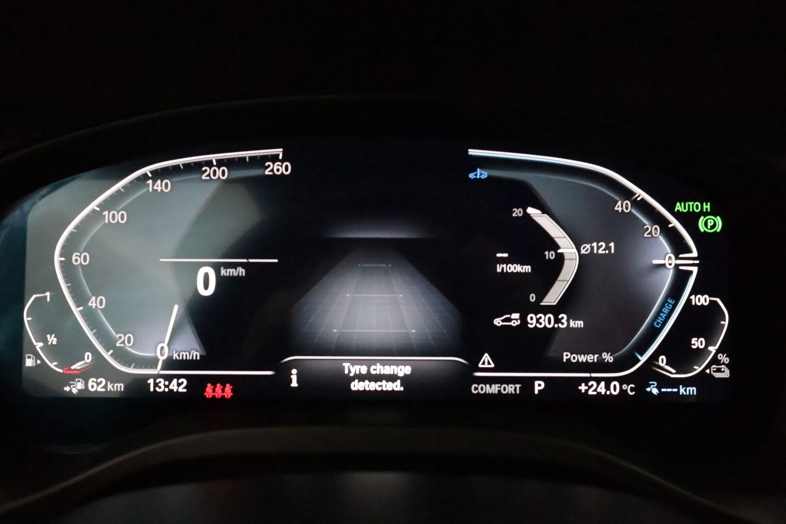 BMW X3 2021 G01 xDrive 30e A Charged Edition M Sport **Hifit / Vakkari / P.tutkat / Sporttiset puolinahat / Digimittaristo / LED** - 3,99 % KORKOTARJOUS TÄHÄN AUTOON - 1.Om Suomi-auto / Kahdet renkaat aluvanteilla