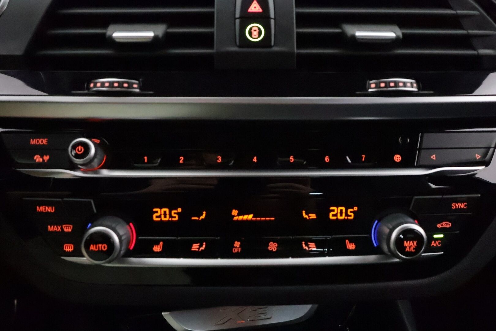 BMW X3 2021 G01 xDrive 30e A Charged Edition M Sport **Hifit / Vakkari / P.tutkat / Sporttiset puolinahat / Digimittaristo / LED** - 1.Om Suomi-auto / Kahdet renkaat aluvanteilla / Hieno kuntoinen - HULLU BLACKWEEK KORKOTARJOUS 2,49%