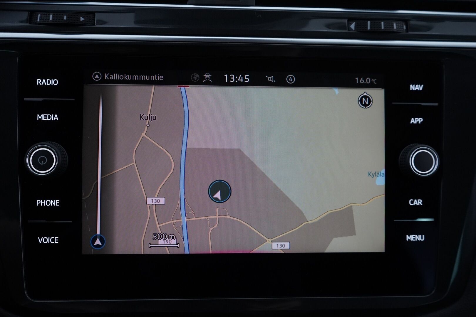 Volkswagen Tiguan 2021 Style Business eHybrid 180kW DSG *ACC / IQ-Lights / P-Kamera / Keyless* - 3,99 % KORKOTARJOUS TÄHÄN AUTOON - Kahdet hyvät renkaat / Merkkihuollettu