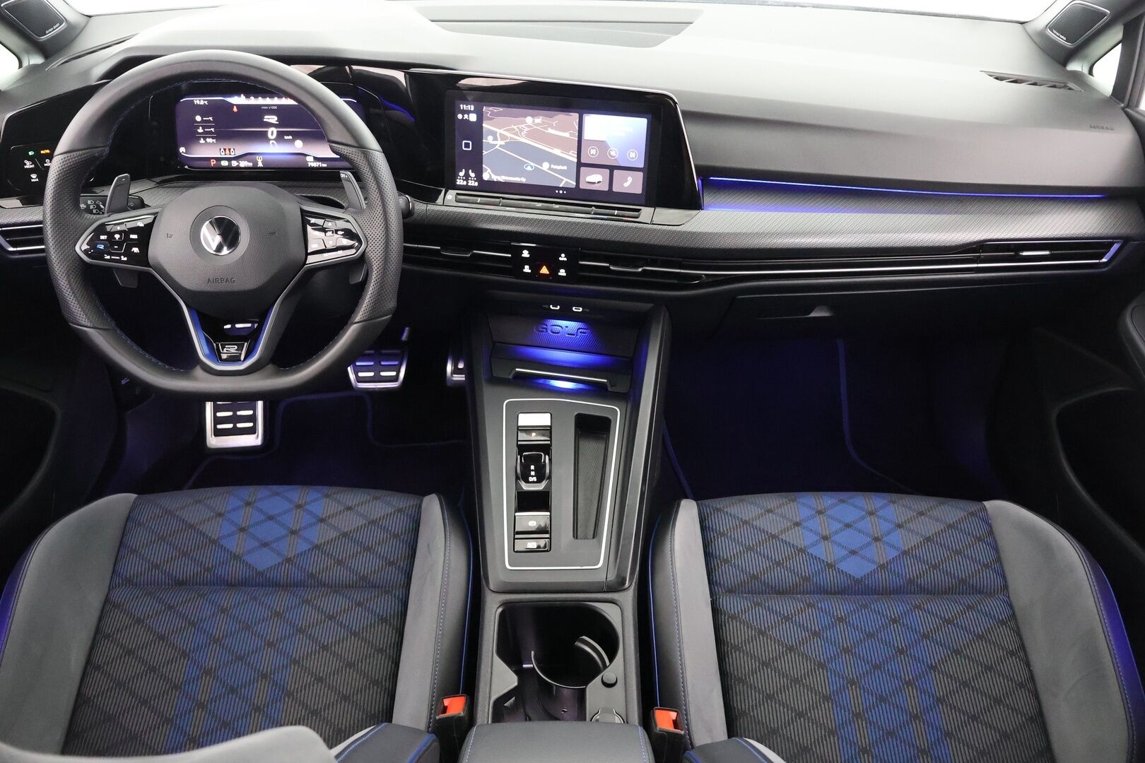 Volkswagen Golf 2021 R 2,0 TSI 282 kW ABT 4MOTION DSG - ABT tehtaat Teholisäys | Remus | IQ. Light | Adapt. vak. | Harman&Kardon | P-Kamera | BLIS | Keyless | Digimittaristo