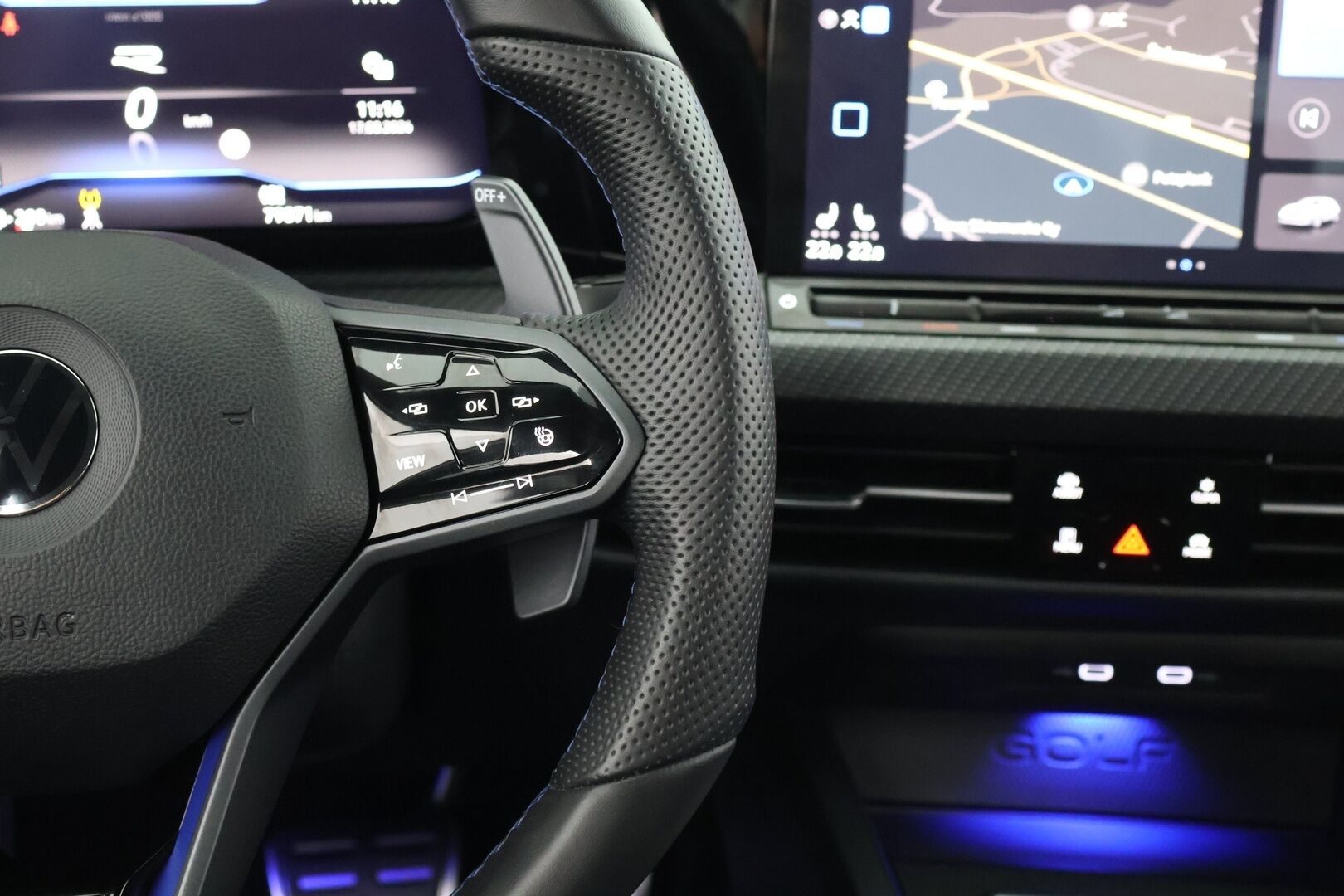 Volkswagen Golf 2021 R 2,0 TSI 282 kW ABT 4MOTION DSG - ABT tehtaat Teholisäys | Remus | IQ. Light | Adapt. vak. | Harman&Kardon | P-Kamera | BLIS | Keyless | Digimittaristo