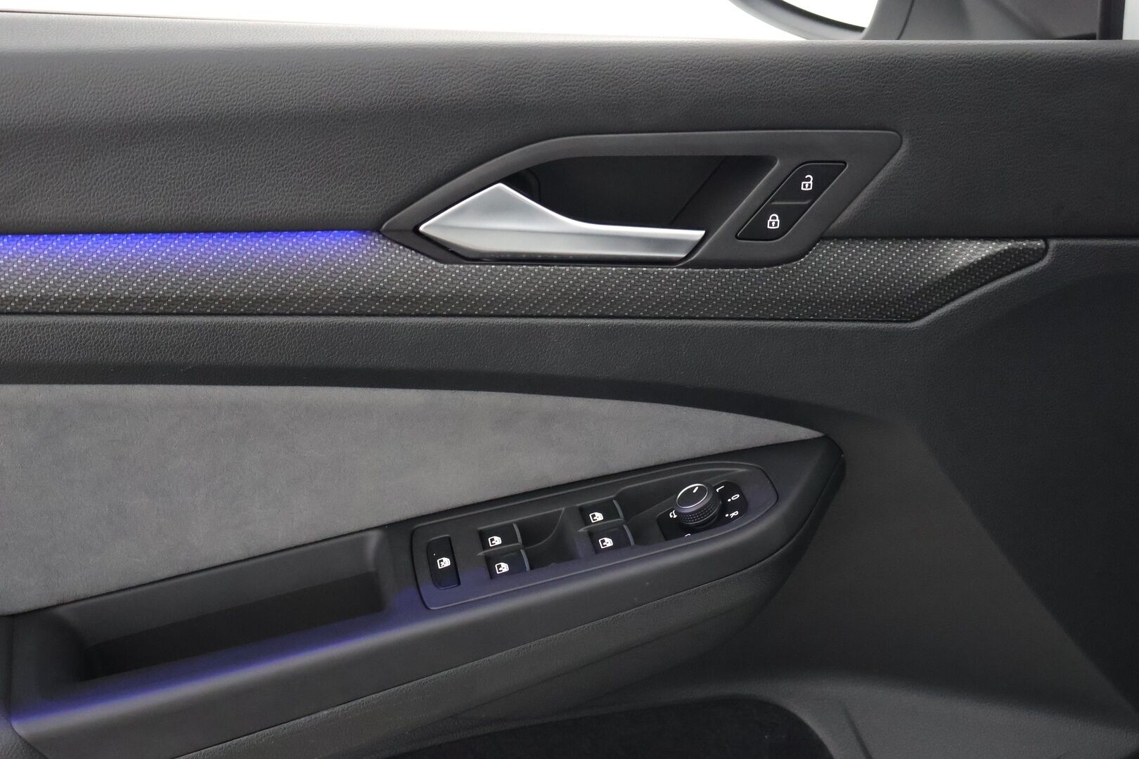 Volkswagen Golf 2021 R 2,0 TSI 282 kW ABT 4MOTION DSG - ABT tehtaat Teholisäys | Remus | IQ. Light | Adapt. vak. | Harman&Kardon | P-Kamera | BLIS | Keyless | Digimittaristo