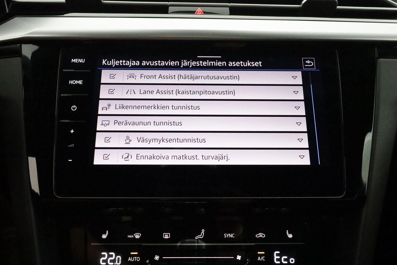 Volkswagen Arteon 2021 Shooting Brake R-Line eHybrid 160 kW DSG ** HUD / Webasto / Koukku / Adapt.Vakkari / Adapt.LED / P.Tutkat / Navi ** - 1.Om Suomi-auto / 2x Renkaat / Akku Kuntotarkistettu!