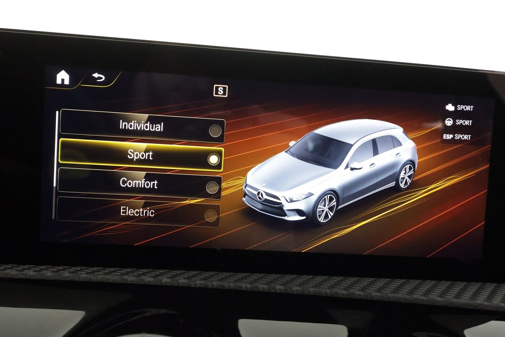 Mercedes-Benz A 2021 250 e A Business Style Edition EQ Power - | Koukku | Lisälämmitin | Distronic | P.Kamera | Sporttipenkit | LED-High Performance | Kaistavahti | Digimittaristo | Navi | Ratinlämmitys | Suomi-auto | 2x Latauskaapelit | Kahdet renkaat | 