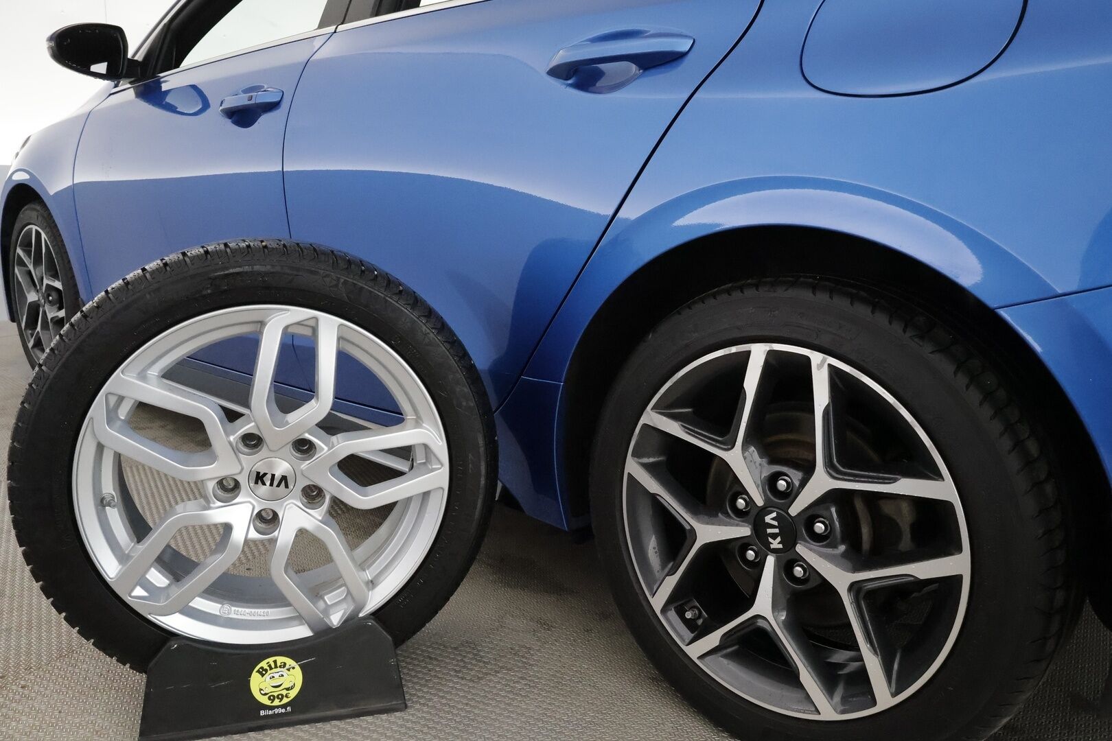 Kia ProCeed 2021 1.5 T-GDi Mild-Hybrid 160 hv GT-Line Business Premium DCT *ACC / Digimittaristo / P.kamera / KeylessGo / LED / CarPlay * - *JBL / Merkkihuollettu Suomi-auto / Kahdet renkaat aluvanteilla / Ratinlämmitys*