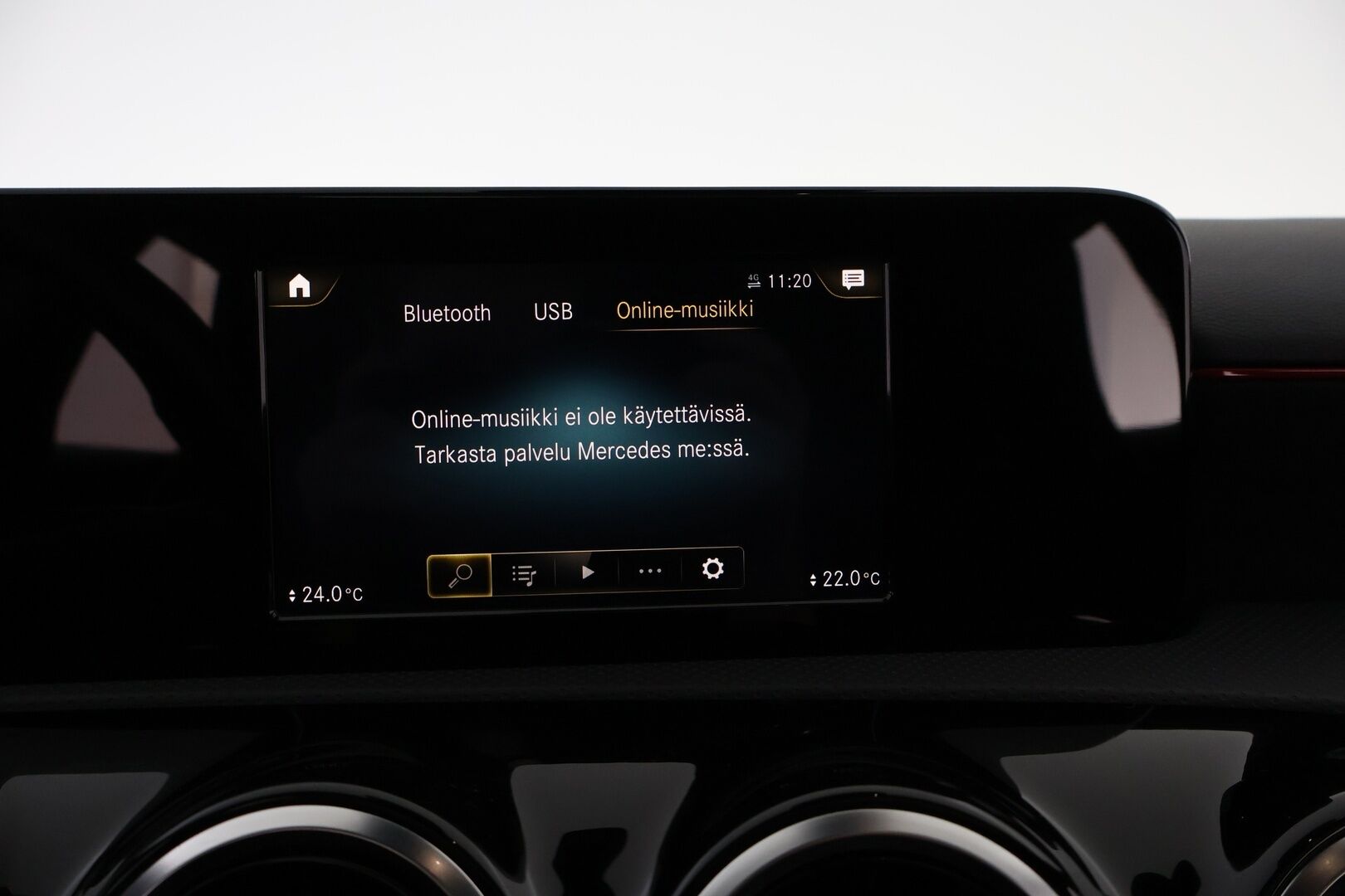 Mercedes-Benz A 2021 250 e A Business AMG Edition EQ Power * Widescreen / Nahka-Alcantara / Kattoluukku / LED High Performance / Peruutuskamera - 2x Renkaat aluvantein / 2x Laturit / Upea yksilö!