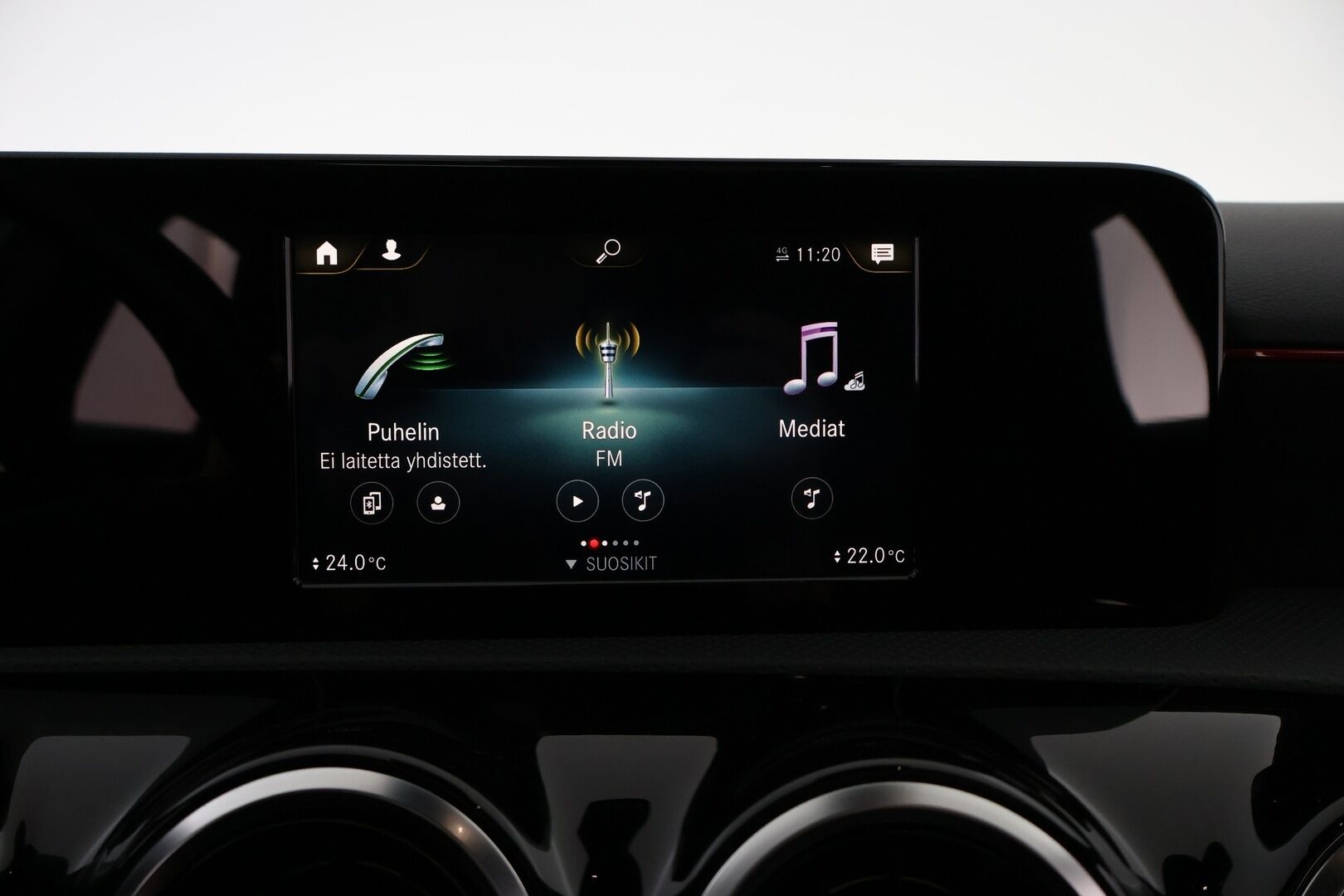 Mercedes-Benz A 2021 250 e A Business AMG Edition EQ Power * Widescreen / Nahka-Alcantara / Kattoluukku / LED High Performance / Peruutuskamera - 2x Renkaat aluvantein / 2x Laturit / Upea yksilö!