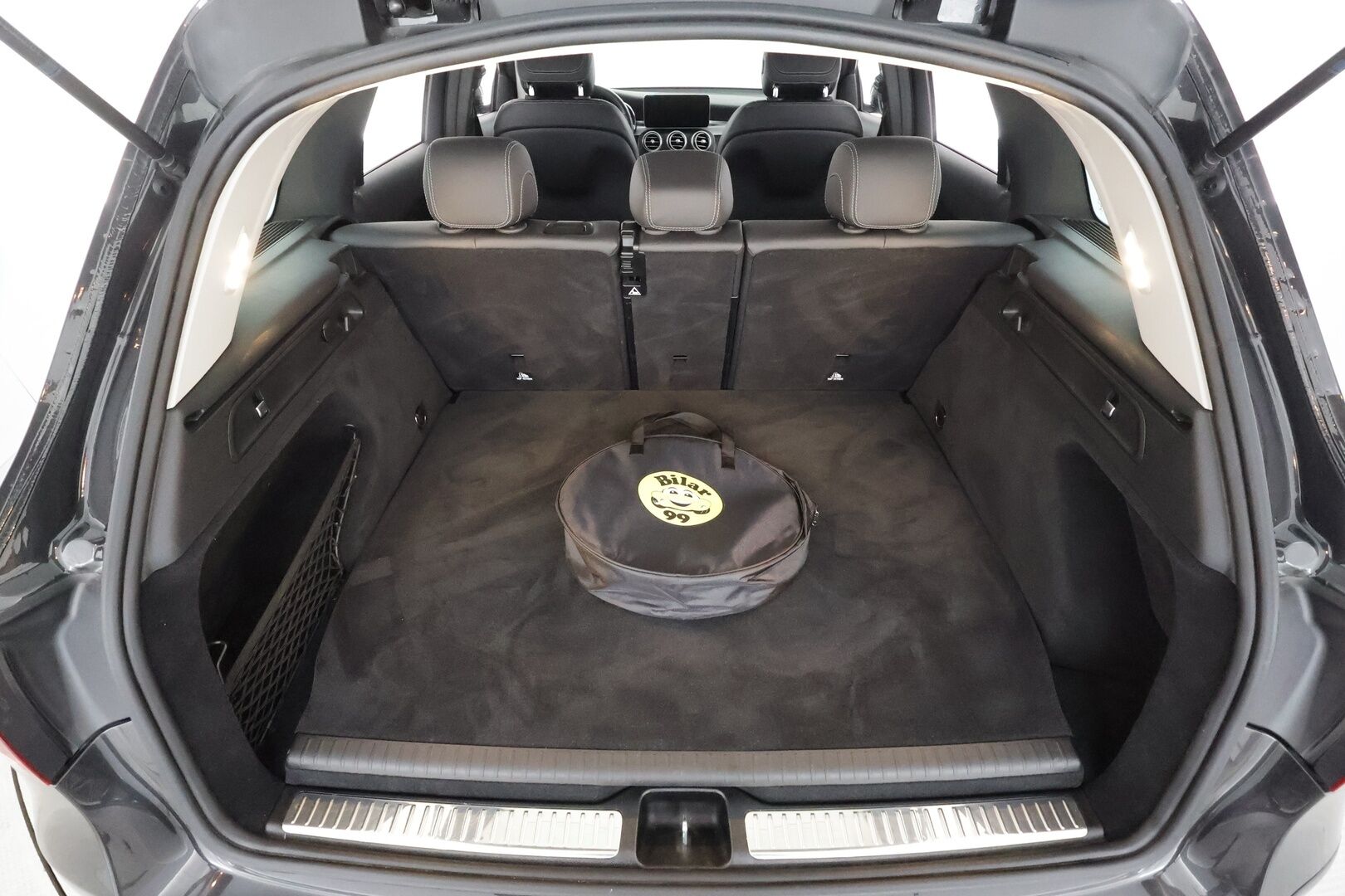 Mercedes-Benz GLC 2021 300 e 4MATIC A Business EQ Power AMG - | Koukku | Lisälämmitin | Distronic | P.Kamera | Sporttipenkit | LED-High Performance | Navi | 2x Latauskaapelit | Kahdet renkaat | 1-om Suomi-auto |