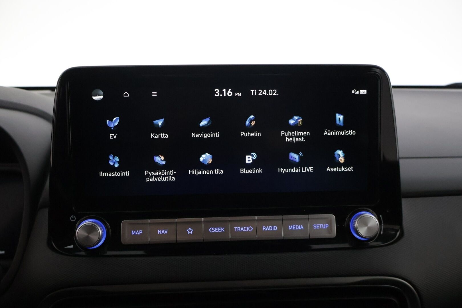 Hyundai KONA 2022 electric 64 kWh 204 hv Style MY21 * ILP / HUD / ACC / Digimittaristo / Peruutuskamera / BLIS / Sähköpenkit / Lämpöratti * - * Akku tarkistettu / Siistikuntoinen / 2x hyvät renkaat vanteineen *