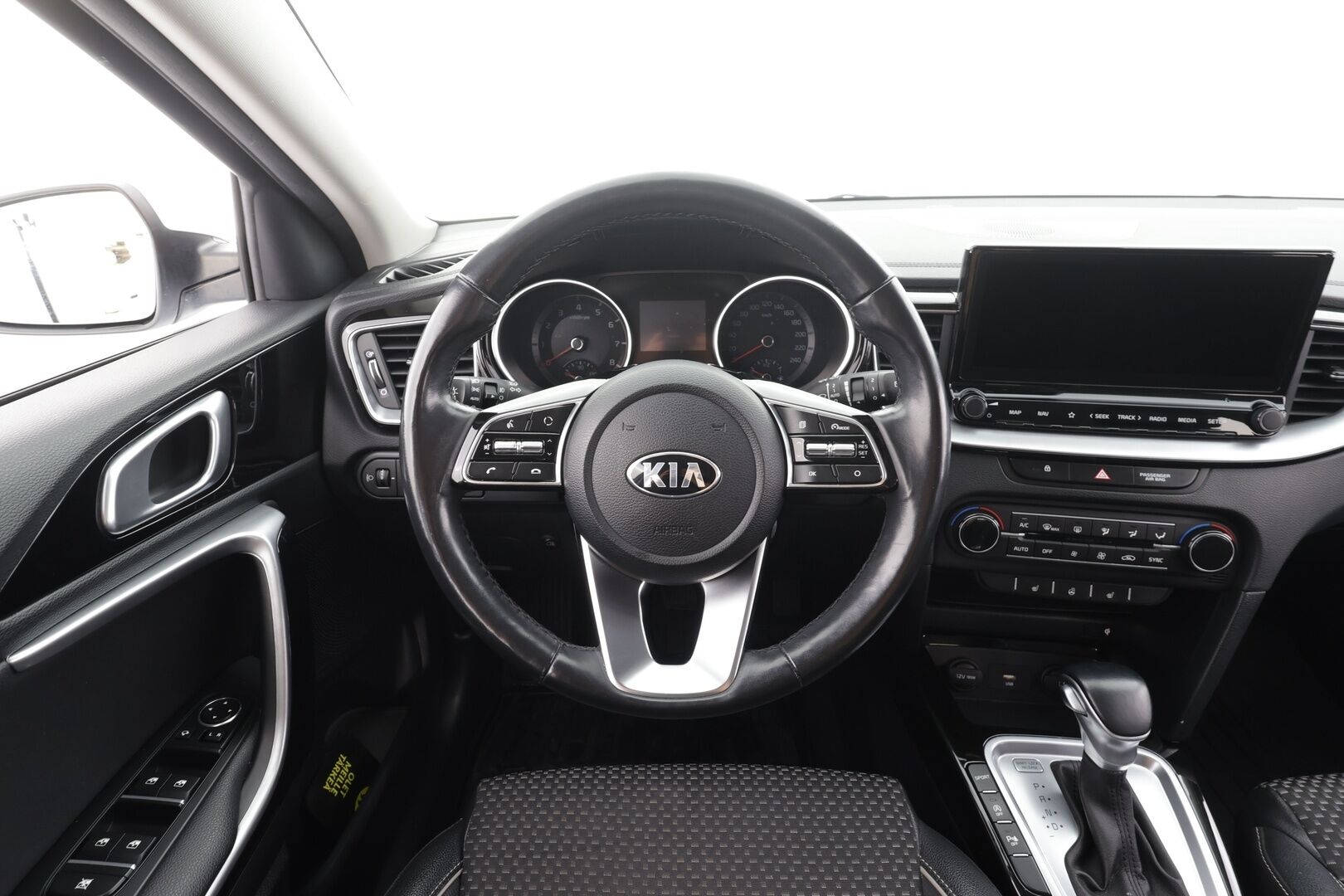 Kia Ceed 2021 1,5 T-GDI 160hv EX SW DCT - | Vakkari | Lohko | LED | P.Kamera | Ratinlämmitys | Puolinahat | Apple&Android | Suomi-auto | Kahdet Renkaat |