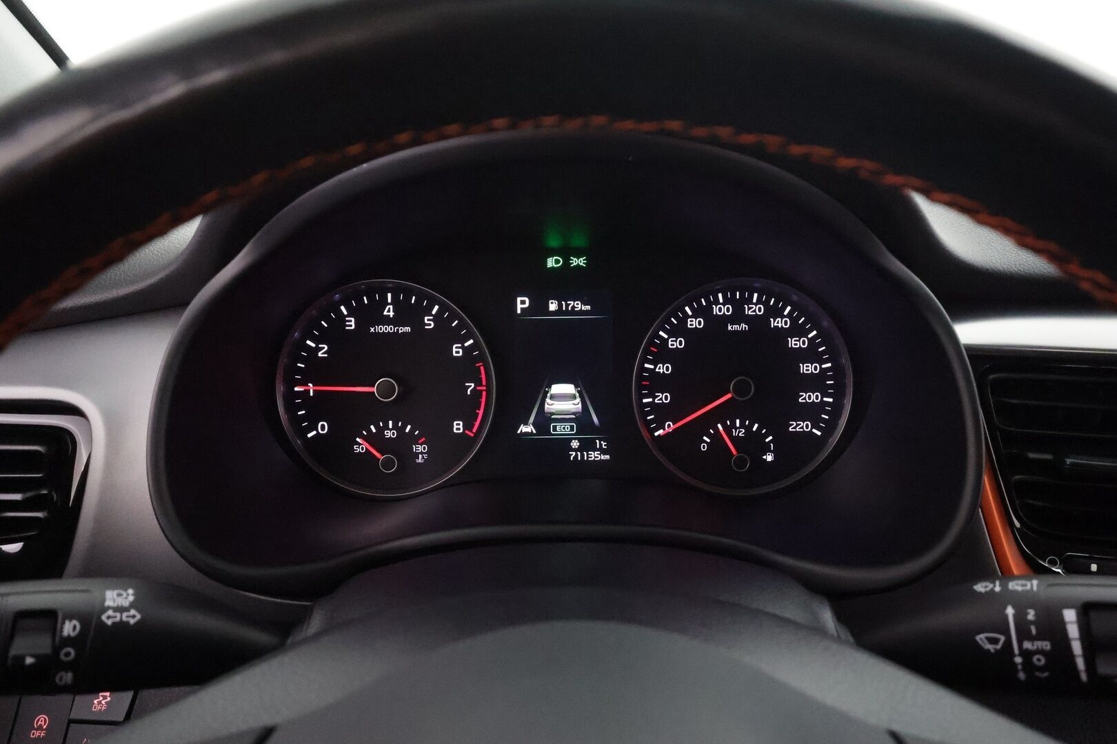 Kia Stonic 2021 1,0 T-GDI Mild Hybrid 120hv EX Design DCT * Vakkari / P.kamera / Koukku / Lohko+Sisä / LED / Puolinahat * - 1.Om Suomi-auto / Kahdet renkaat aluvanteilla / Merkkihuollettu