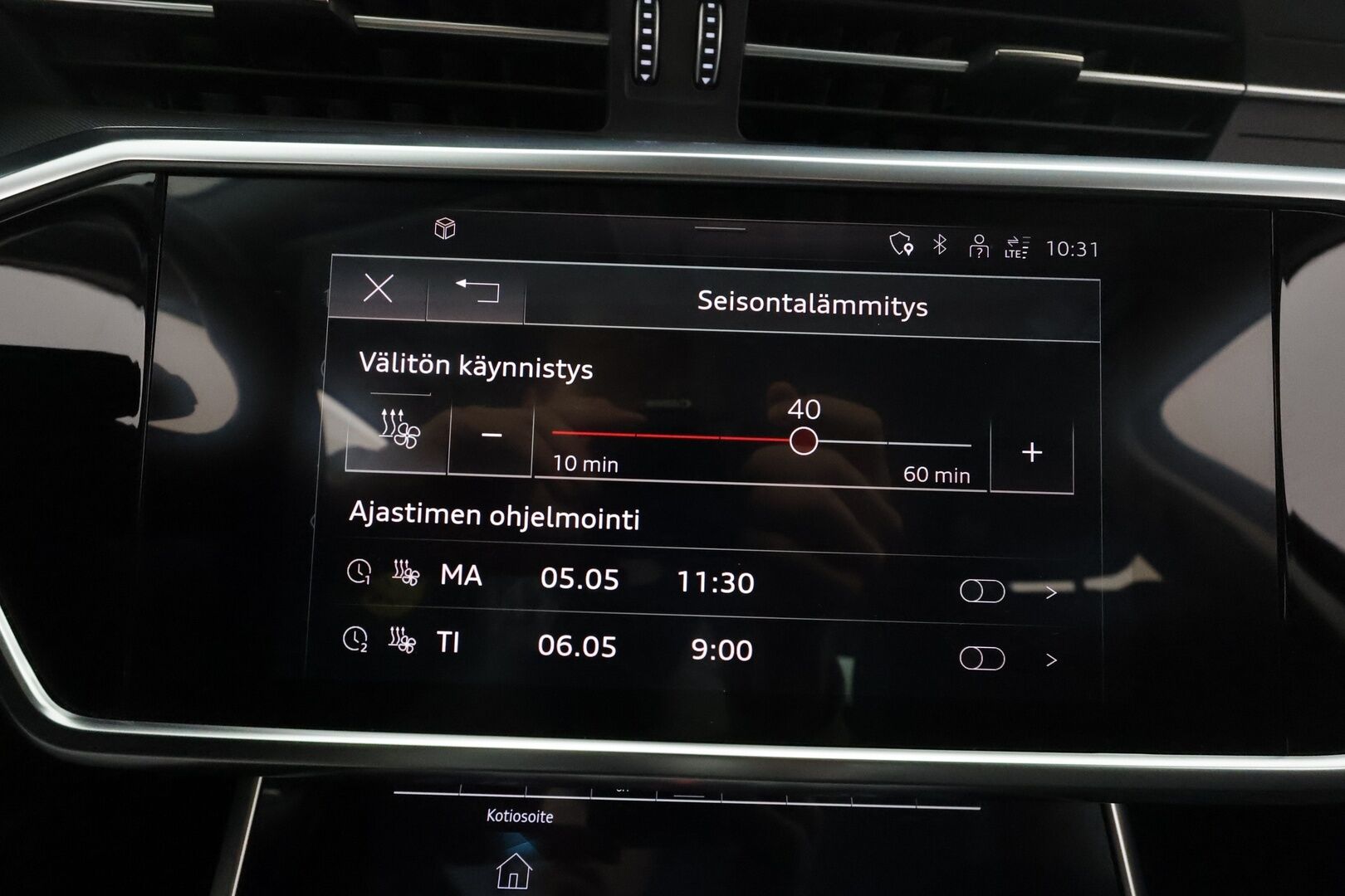 Audi A6 2021 Avant Business Sport 40 TDI MHEV quattro / 1.Om Suomi.auto / Webasto / Koukku / Matrix-LED / Sporttipenkit / Navi / - Kaistavahti / 2x Renkaat / Uutena suomesta ostettu / 1-omisteinen!