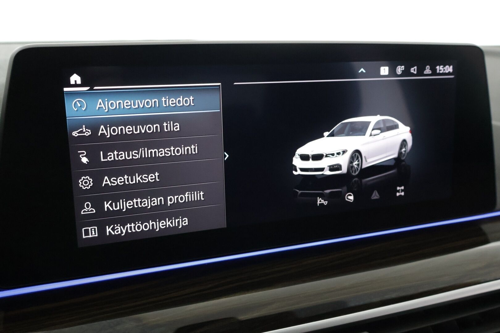 BMW 530 2020 G30 Sedan 530e xDrive A Charged Edition M Sport - | HUD | H&K | Kattoluukku | 360° | Soft Close | Adapt. LED | Sporttipenkit | Comfort Access | Lämpöratti | Ambient | Alle taittuva koukku |