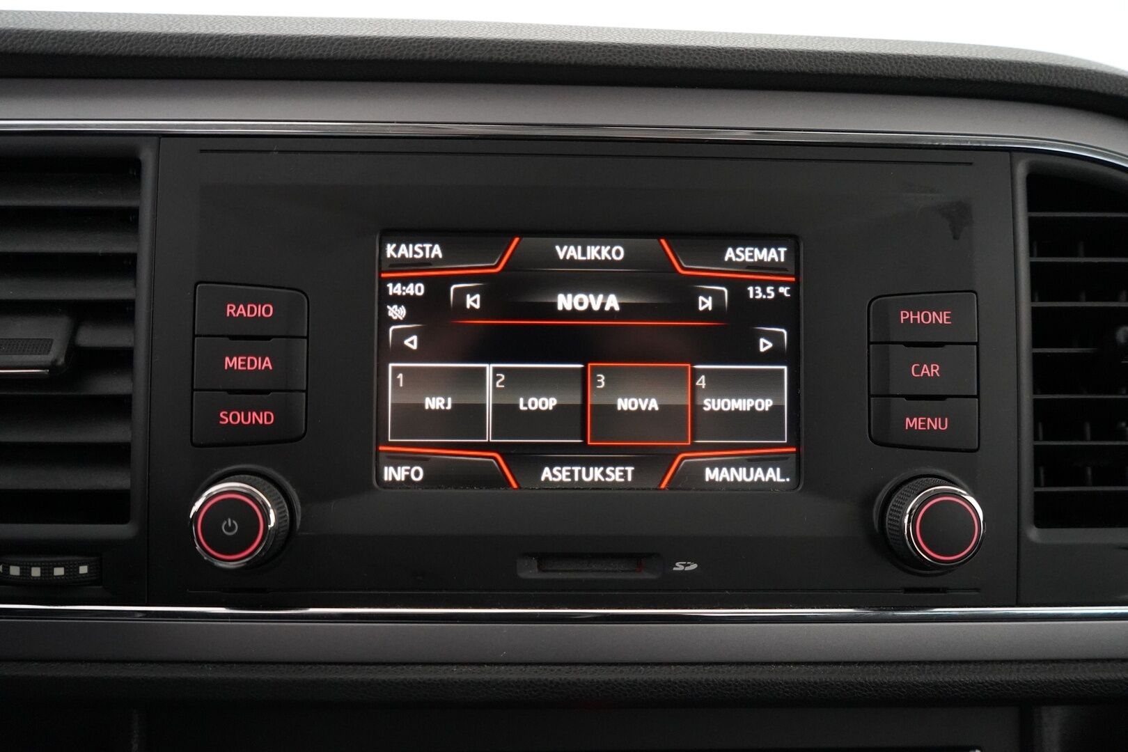 Seat Leon ST 2018 1.2 TSI 110 Style * Vakkari / Tutkat / Vetokoukku * - Viimeisin huolto 170tkm / Katsastus 2027 / Kahdet renkaat