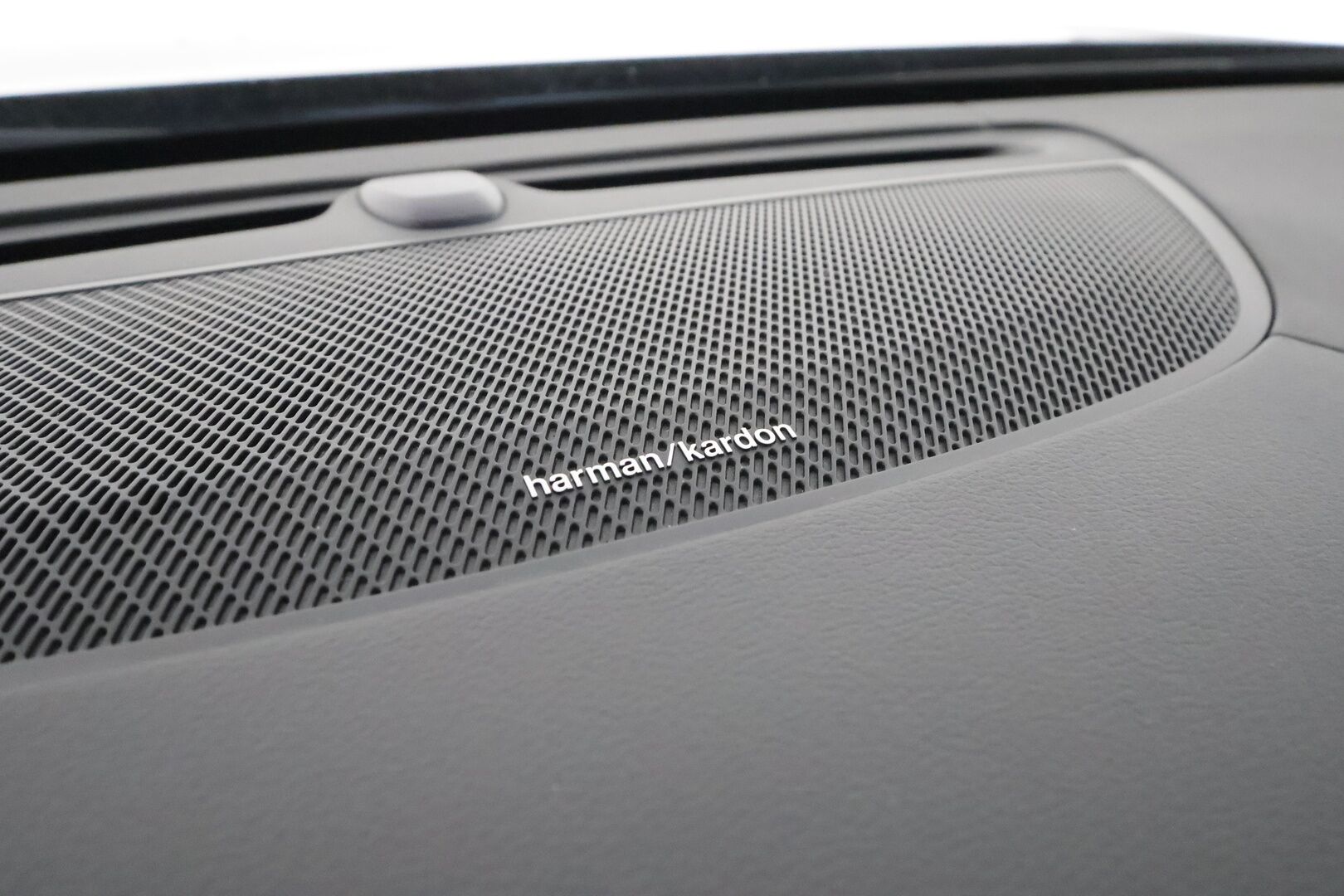 Volvo S90 2021 T8 TwE AWD Business R-Design aut. **Adapt.Vakkari / Webasto / Koukku / H&K / Muistipenkit / Apple&Android / P-Kamera** - 3,99 % KORKOTARJOUS TÄHÄN AUTOON - Upea ja hyvin varusteltu!