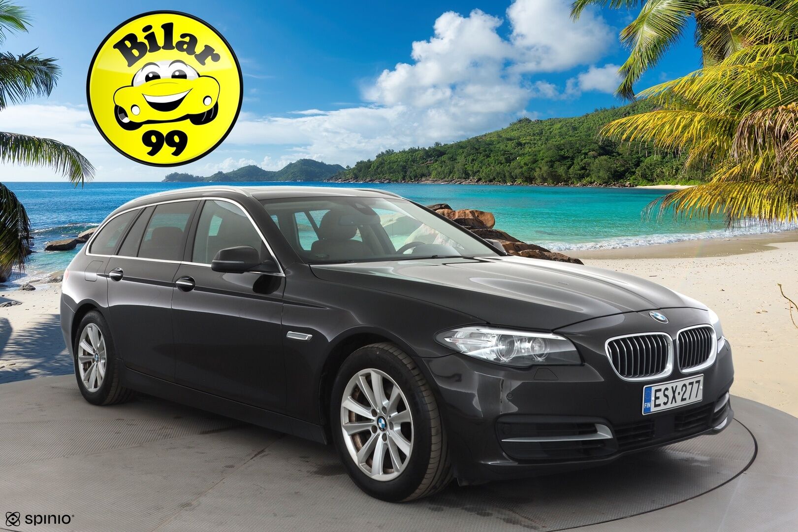 BMW 520 2015 F11 Touring 520d A Business Exclusive * Panorama / ACC / Xenon / P.Tutkat / Navi / Sisätilanlämmitin * - HUD / HiFi / Nahkaverhoilu / Kahdet renkaat aluvanteilla
