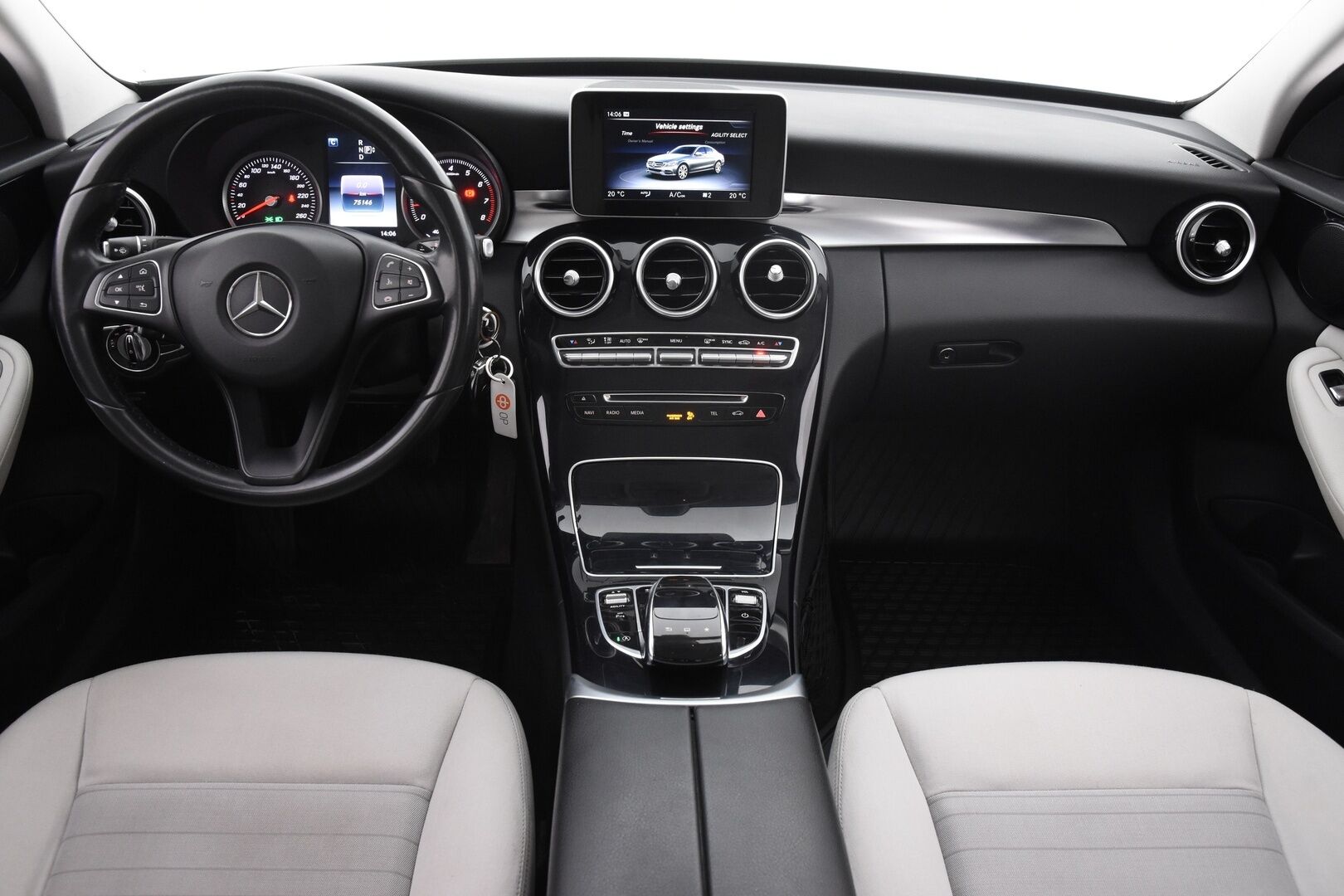 Mercedes-Benz C 2015 C 180 Sedan (AA) 4ov 1595cm3 A