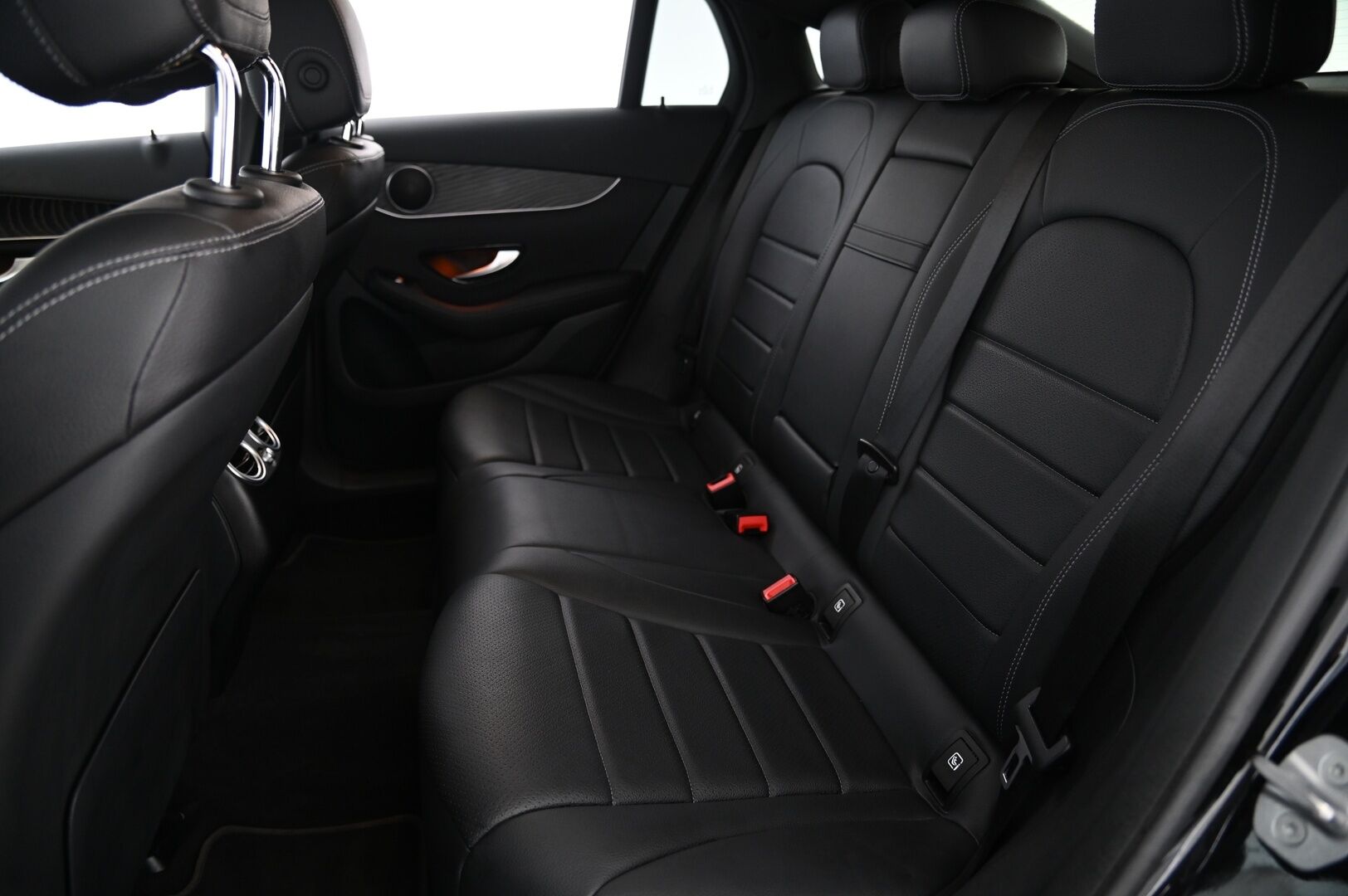 Mercedes-Benz GLC 2021 300 de 4MATIC A Business Coupé EQ Power *Suomi-Auto / Muistipenkit / LED-High Performance / DTR+ / P-Kamera* - 3,99 % KORKOTARJOUS TÄHÄN AUTOON 7.9. ASTI! - *Juuri saapunut! / 2.Om. / Facelift / Merkkiliikkeen huoltohistoria / Navi / Tutkat / 2 Renkaat vanteineen / Siisti*