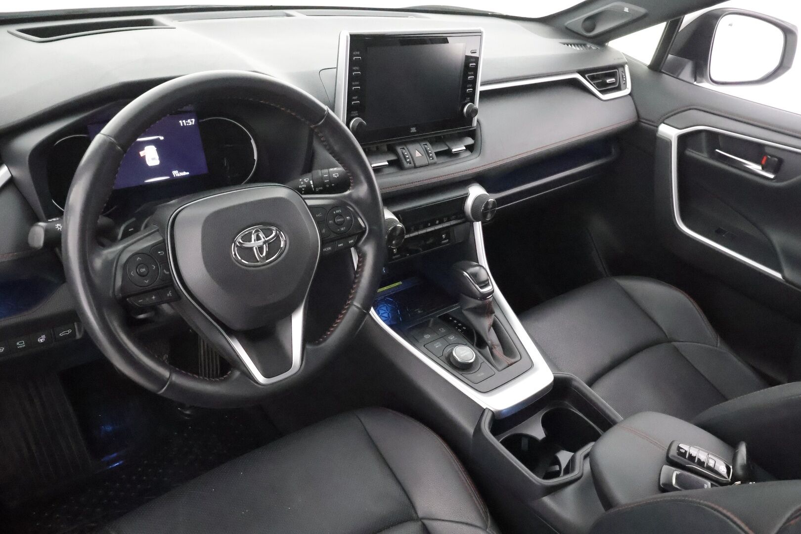 Toyota RAV4 Plug-in 2021 Hybrid 2,5 AWD-i Premium - ACC | HUD | JBL | Koukku | Webasto | Panorama | LED | Navi | Muistipenkki | 360° | Ilmastoidut nahat | Keyless | Suomi-auto | Merkkihuollettu | Supervarusteet