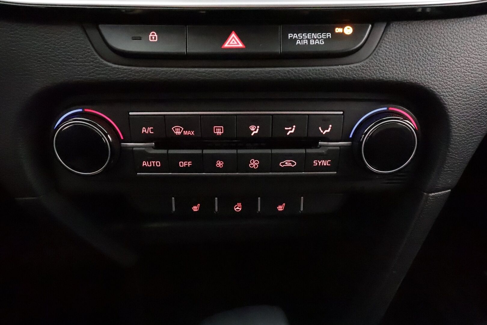 Kia ProCeed 2021 1,5 T-GDI 160hv GT-Line DCT * Sisätilanlämmitin / P.Kamera / Kaistavahti / Apple&Android / Ratinlämmitys / Vakkari * - Suomi-auto / Merkkihuollot / Kahdet renkaat aluvanteilla - HULLUT AVAJAISHULINAT KORKOTARJOUS 3,29 %