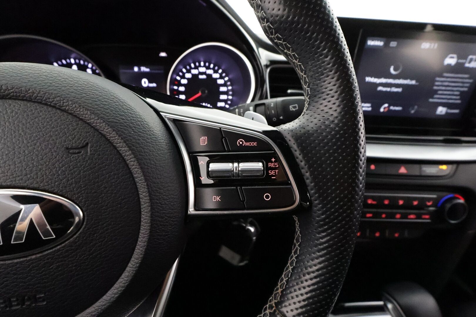 Kia ProCeed 2021 1,5 T-GDI 160hv GT-Line DCT * Sisätilanlämmitin / P.Kamera / Kaistavahti / Apple&Android / Ratinlämmitys / Vakkari * - Suomi-auto / Merkkihuollot / Kahdet renkaat aluvanteilla - HULLUT AVAJAISHULINAT KORKOTARJOUS 3,29 %