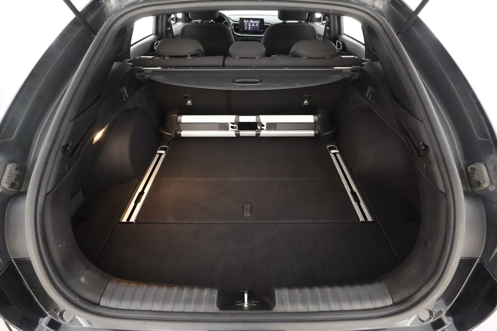 Kia ProCeed 2021 1,5 T-GDI 160hv GT-Line DCT * Sisätilanlämmitin / P.Kamera / Kaistavahti / Apple&Android / Ratinlämmitys / Vakkari * - Suomi-auto / Merkkihuollot / Kahdet renkaat aluvanteilla - HULLUT AVAJAISHULINAT KORKOTARJOUS 3,29 %