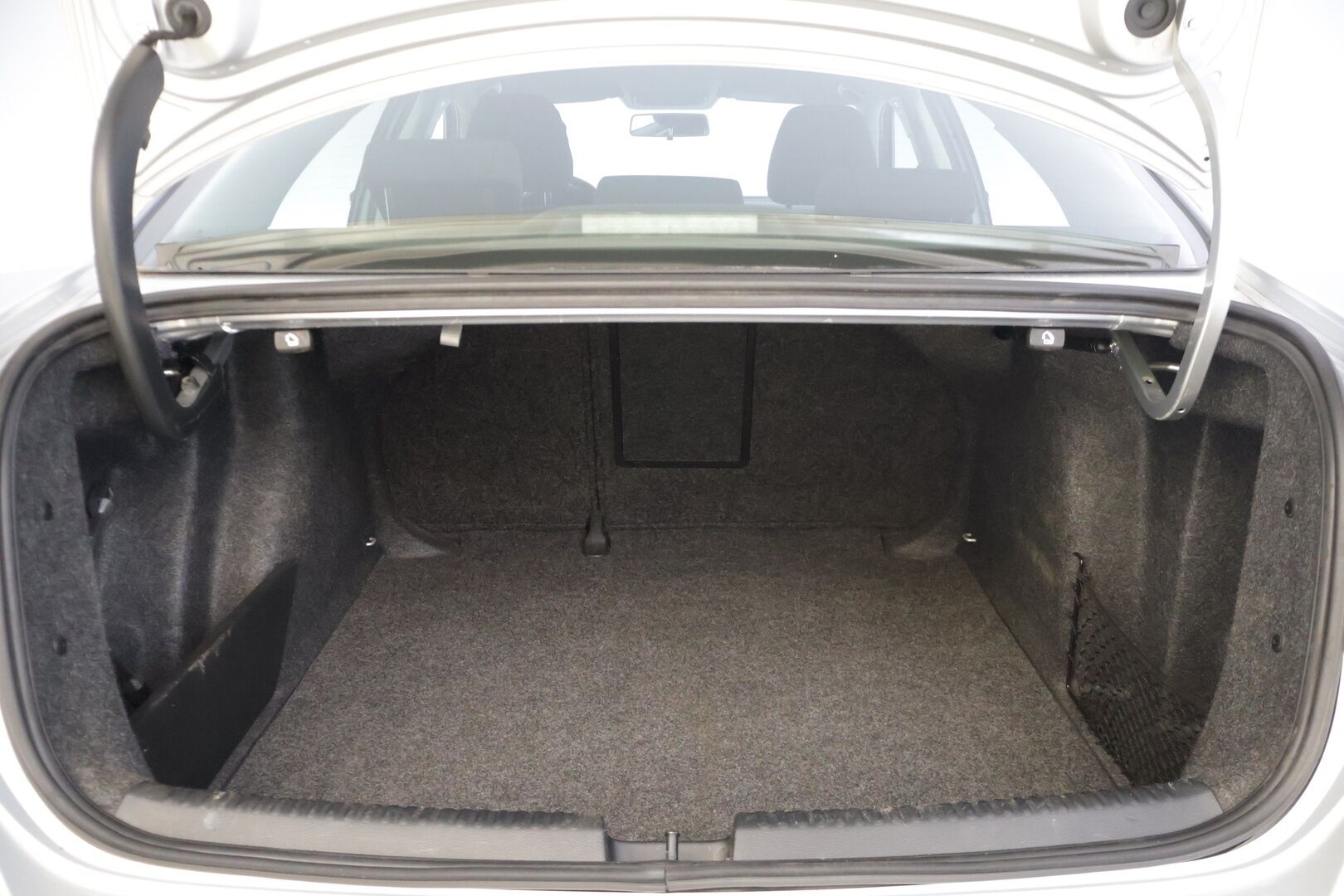 Volkswagen Jetta 2012 Comfortline 1,4 TSI 90 kW (122 hv) - | Suomi-auto | Vakionopeudensäädin | Huoltokirja | Kahdet renkaat | Juuri katsastettu | Myydään vaan huutokaupat.com https://huutokaupat.com/kohde/6621176/volkswagen-jetta-2012