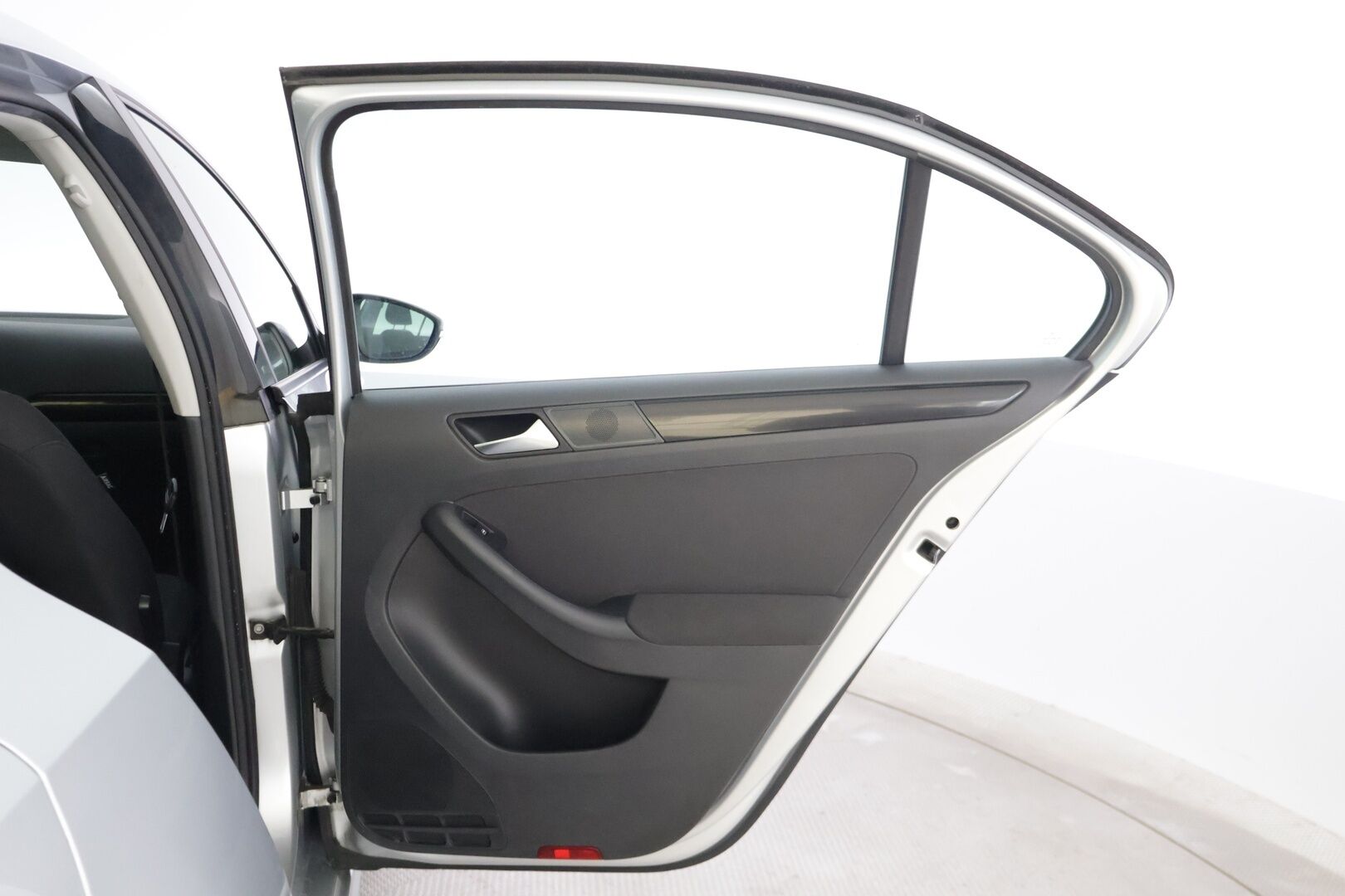 Volkswagen Jetta 2012 Comfortline 1,4 TSI 90 kW (122 hv) - | Suomi-auto | Vakionopeudensäädin | Huoltokirja | Kahdet renkaat | Juuri katsastettu | Myydään vaan huutokaupat.com https://huutokaupat.com/kohde/6621176/volkswagen-jetta-2012