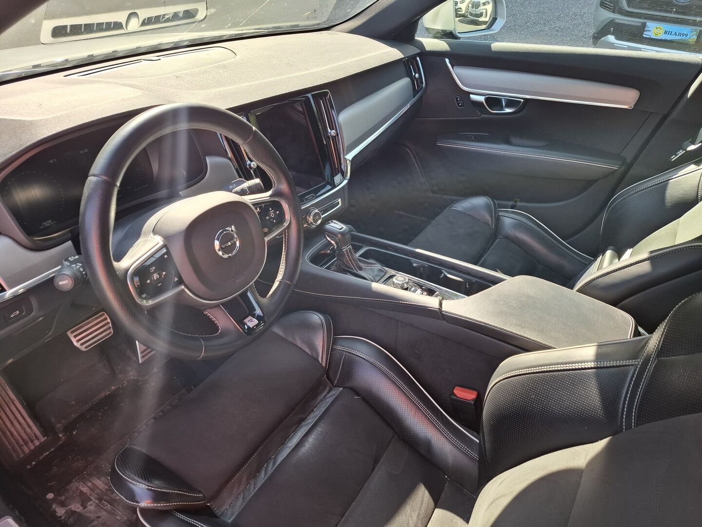 Volvo S90 2018 D4 AWD R-Design aut ** P-Kamera / Webasto / Adapt.vakkari / Muistipenkki **