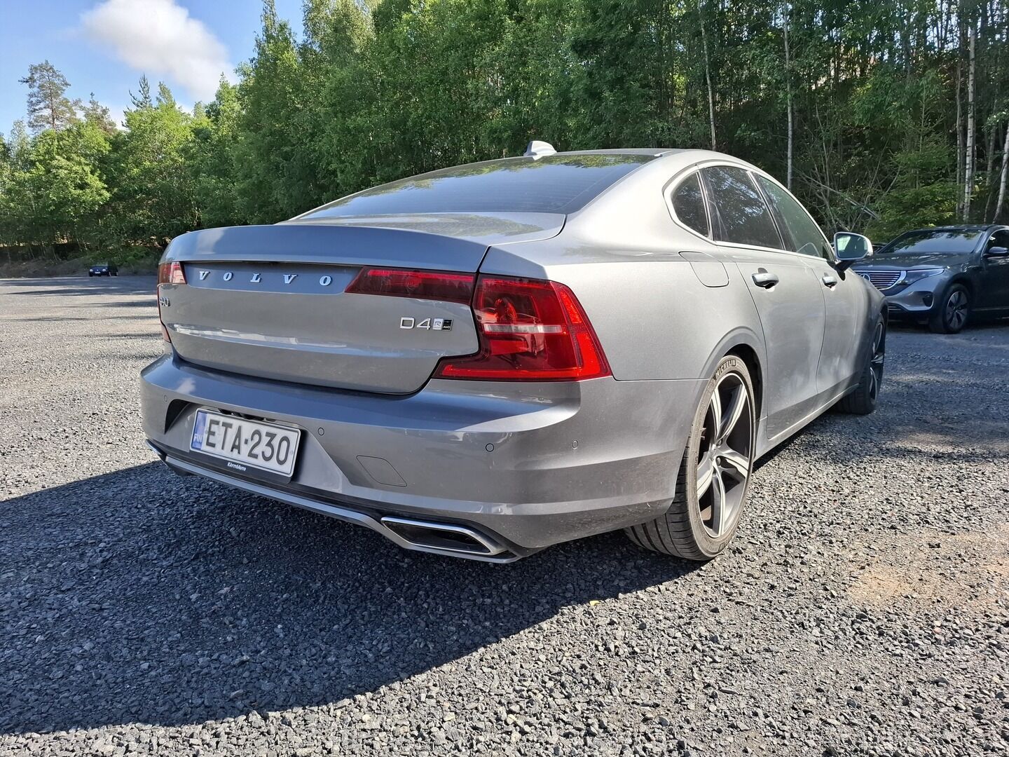 Volvo S90 2018 D4 AWD R-Design aut ** P-Kamera / Webasto / Adapt.vakkari / Muistipenkki **