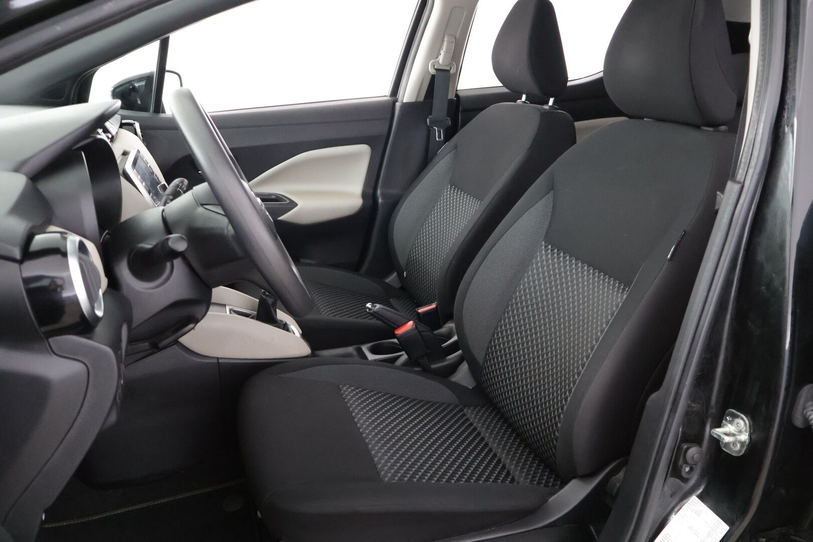 Nissan Micra 2019 IG-T 100 S/S Acenta 5M/T Comfort pack - Suomi-auto | 2x Merkkirenkaat aluvanteilla | Vakkari | Carplay | Kattava huoltohistoria