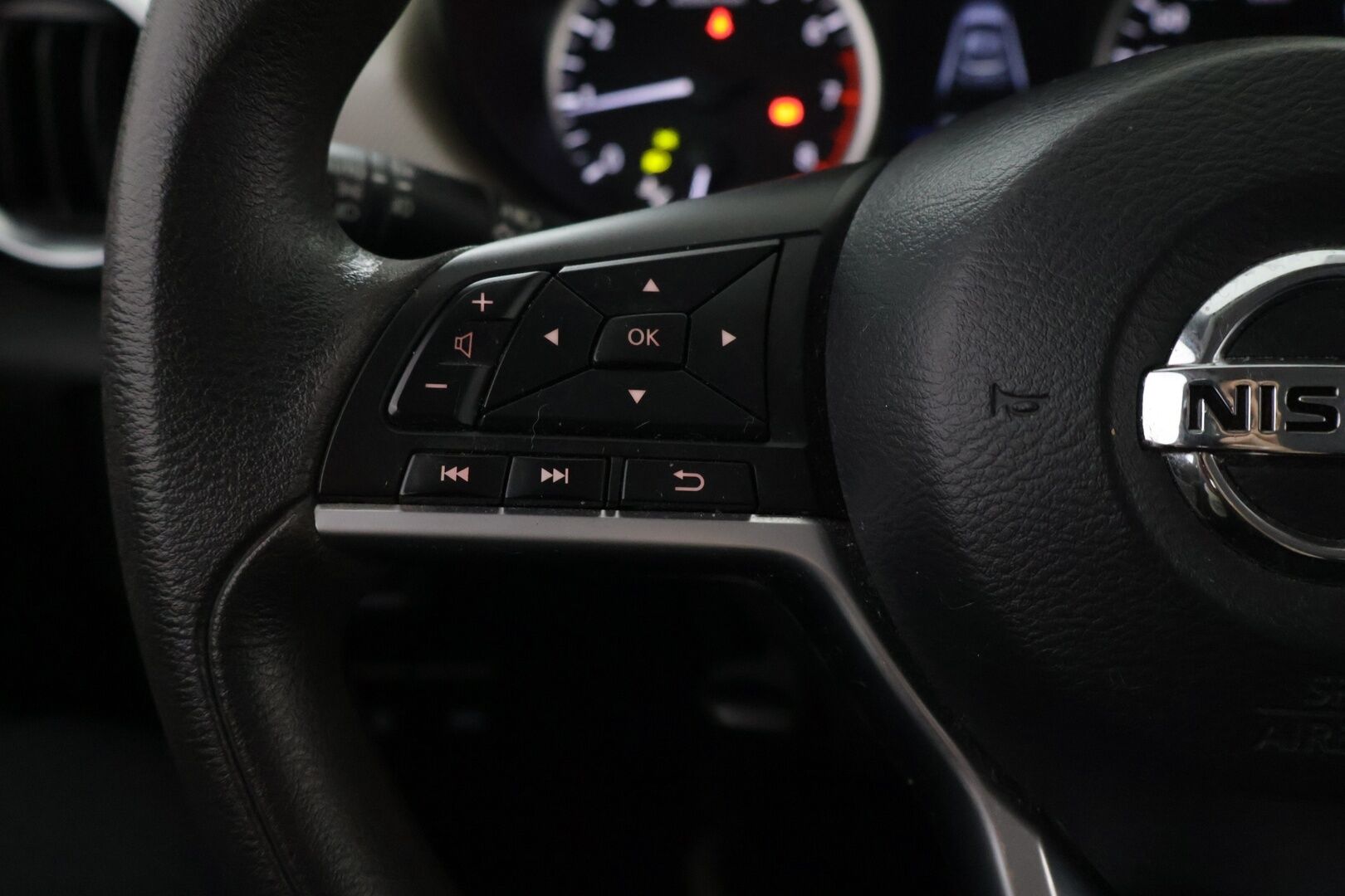 Nissan Micra 2019 IG-T 100 S/S Acenta 5M/T Comfort pack - Suomi-auto | 2x Merkkirenkaat aluvanteilla | Vakkari | Carplay | Kattava huoltohistoria