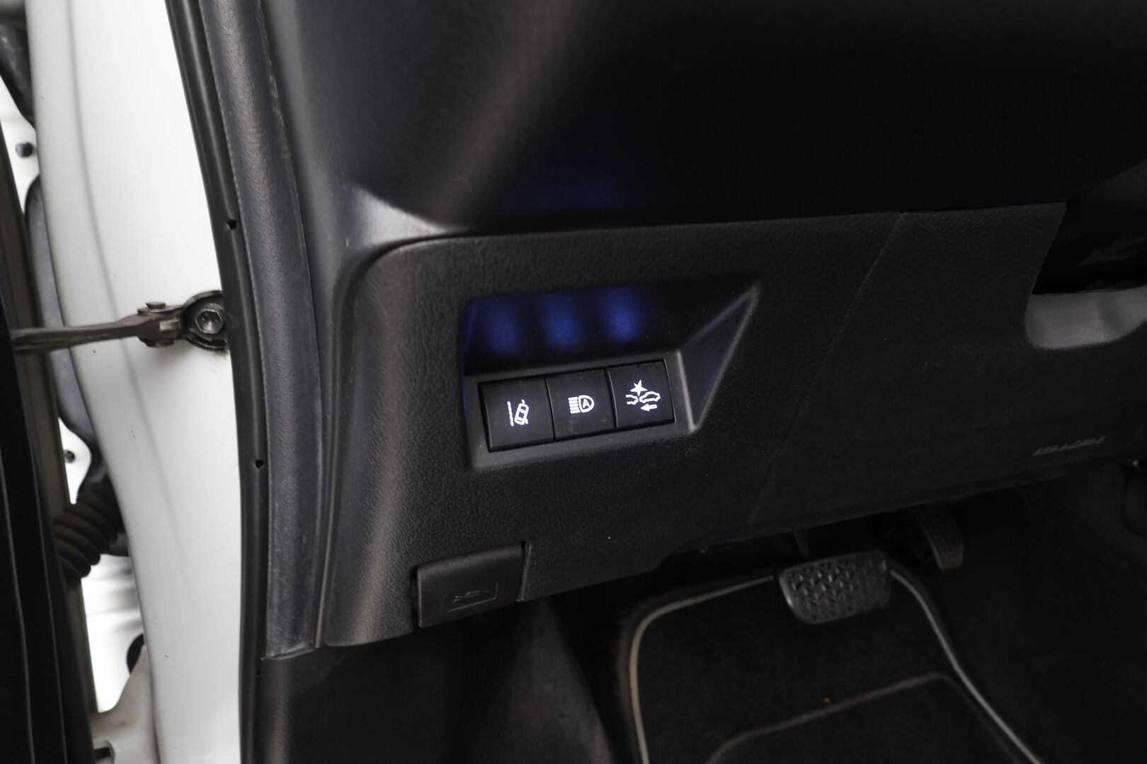 Toyota Yaris 2020 1,5 Hybrid Active 5ov - | Vakkari | P.Kamera | Kaistavahti | Autom.ilmastointi | Bluetooth | Suomi-auto | Kahdet renkaat aluvanteilla | 