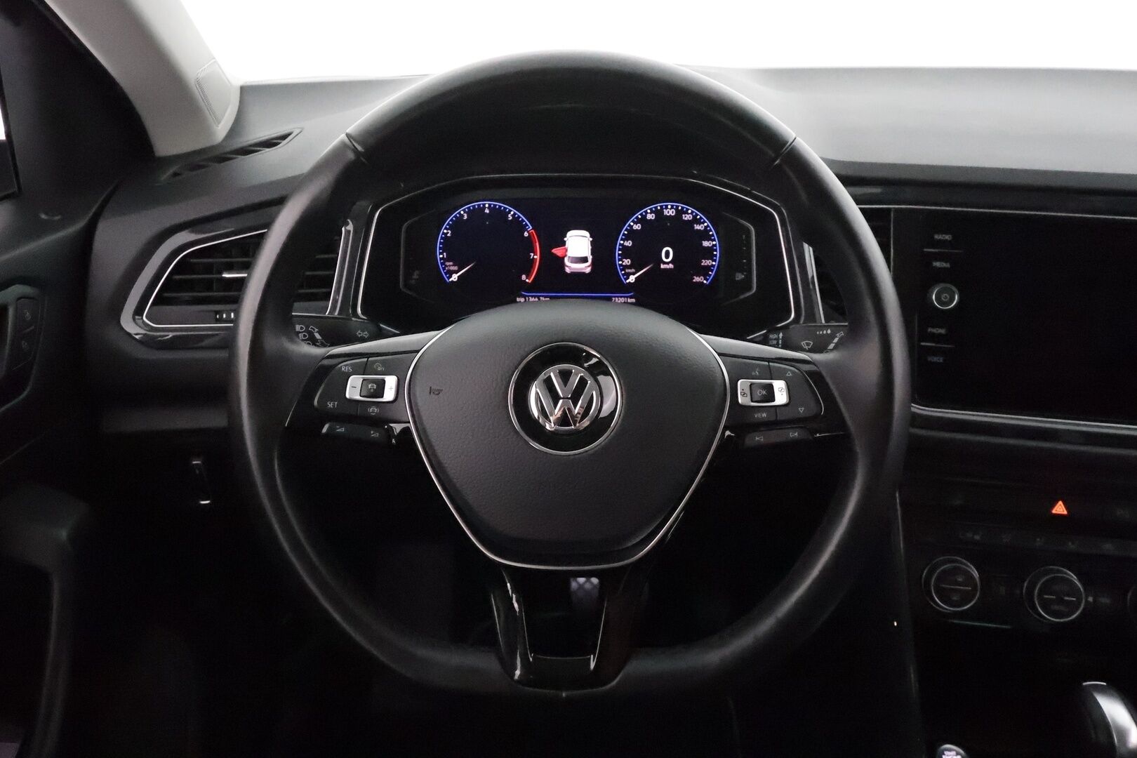 Volkswagen T-Roc 2020 Sport 1,5 TSI EVO 110 kW DSG **Webasto / LED-valot / ACC / P.Tutkat / Puolinahat / Digimittaristo / KeylessGO** - Suomi-auto / Kahdet Renkaat