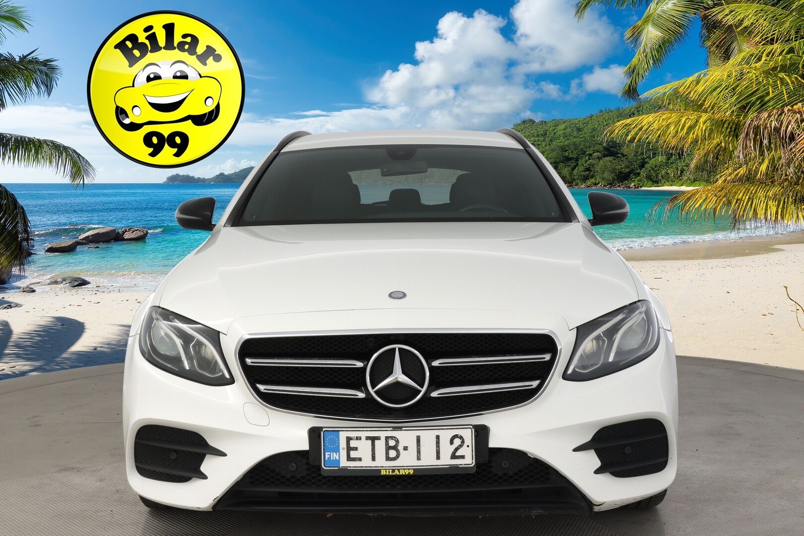 Mercedes-Benz E 2017 220d T A Premium Business AMG - AMG sisä- ja ulkopaketti/  Koukku/  Kamera/  Sporttipenkit/  Ambient*