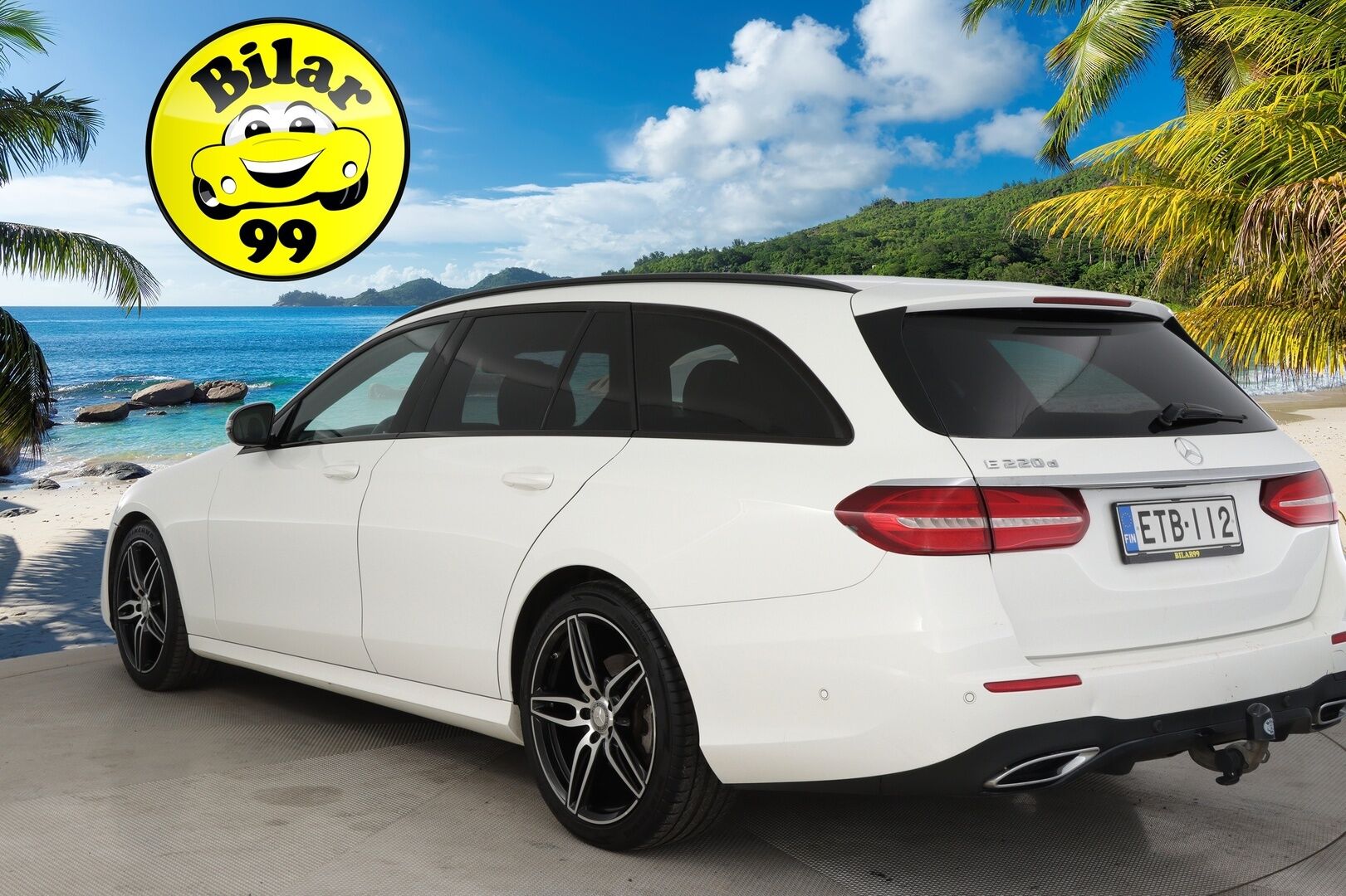 Mercedes-Benz E 2017 220d T A Premium Business AMG - AMG sisä- ja ulkopaketti/  Koukku/  Kamera/  Sporttipenkit/  Ambient*
