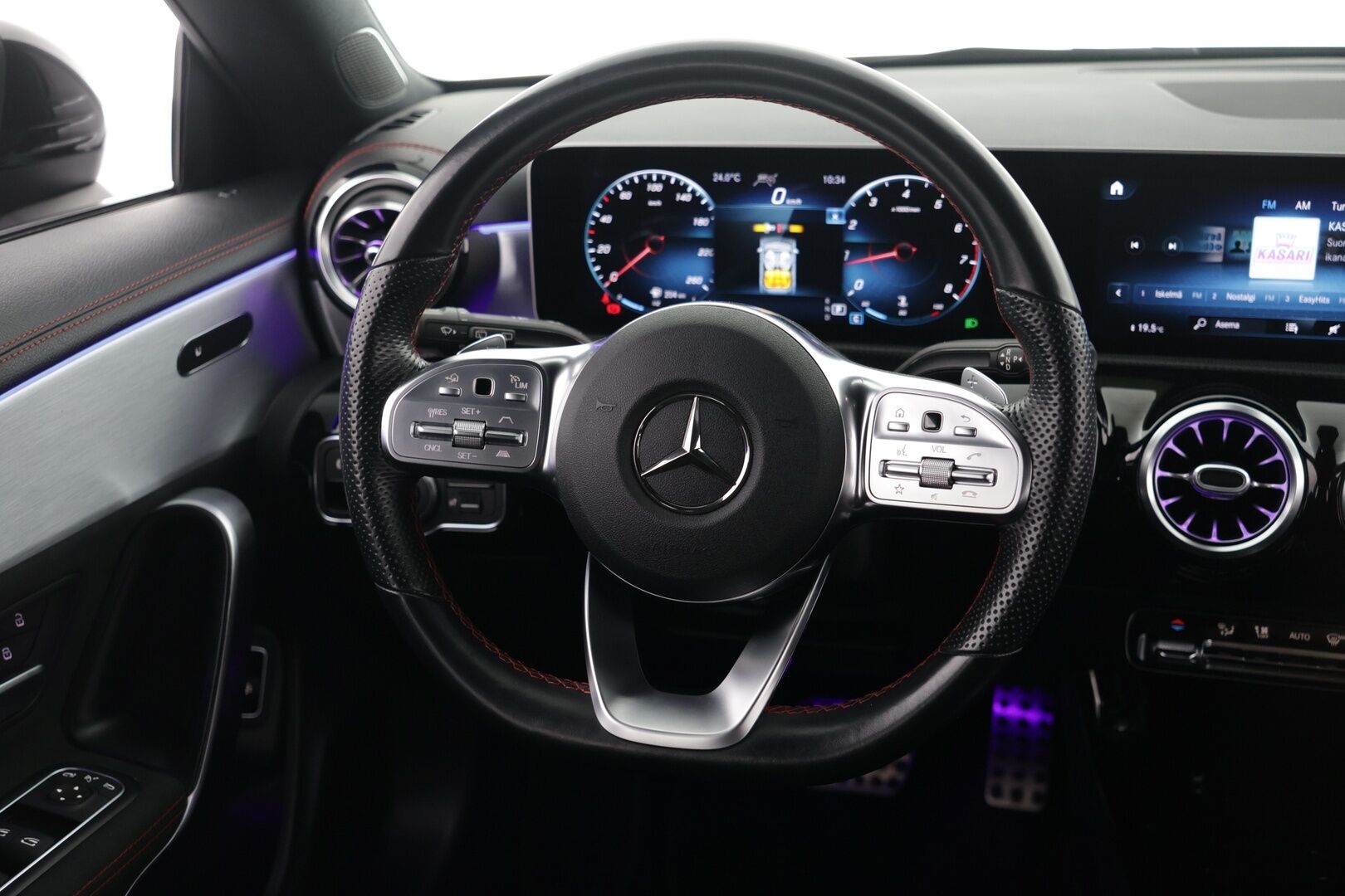 Mercedes-Benz CLA 2020 180 A Shooting Brake Business AMG - | AMG sisä- ja ulkopaketit | Widescreen | P.Kamera | Ambient | ACC | 