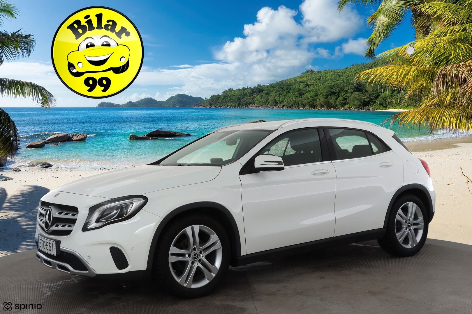 Mercedes-Benz GLA 2018 180 A Premium Business * Vakkari / P.kamera / LED / Navi / Sporttinahat / Apple&Android * - Kahdet renkaat aluvanteilla