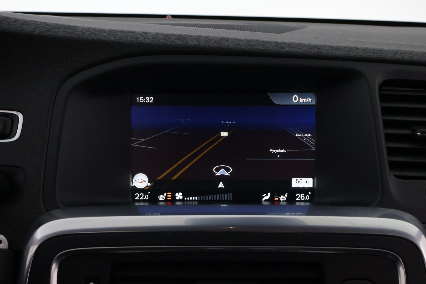 Volvo V60 2015 D6 AWD Summum+ Plug In Hybrid aut YritysOutlet - Myydään vain yrityksille - YritysOutlet - Myydään vain yrityksille