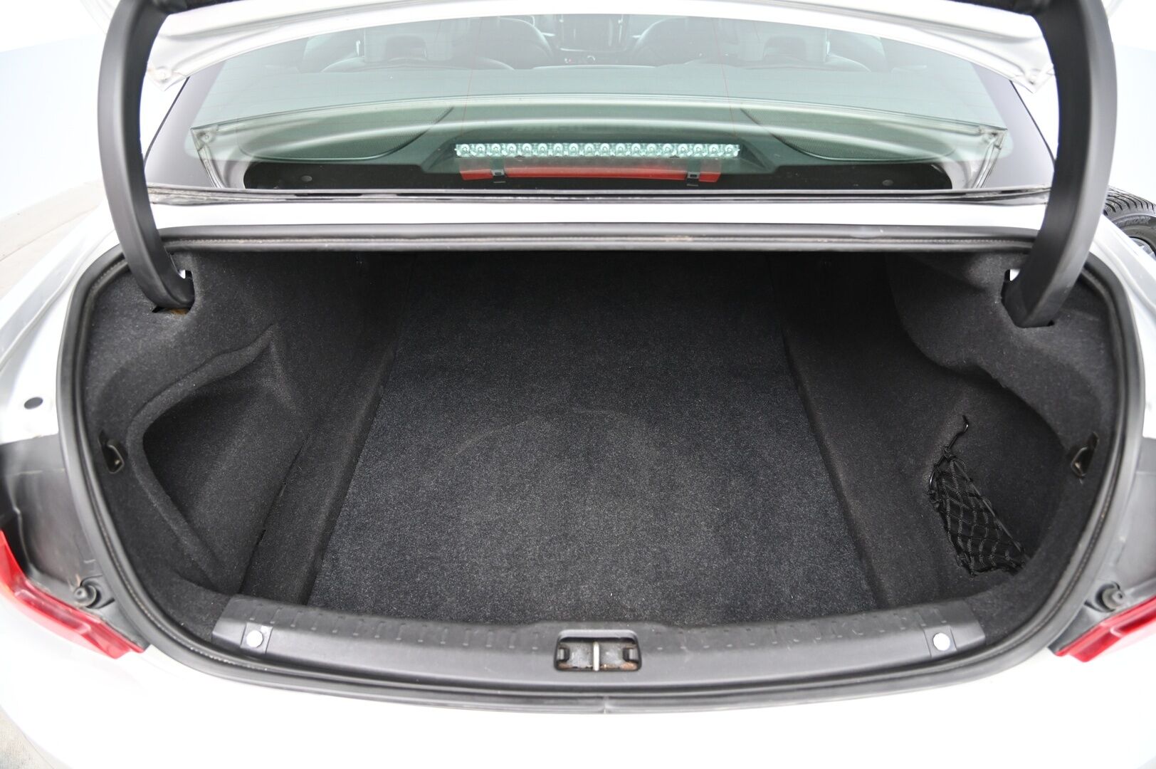 Volvo S90 2018 D4 AWD R-Design aut *Muistipenkki / ACC / BLIS / Vetokoukku / Webasto / Lasikattoluukku* - *Seuraava katsastus 4/26 / 2x Hyvät renkaat ja alumiinivanteet*