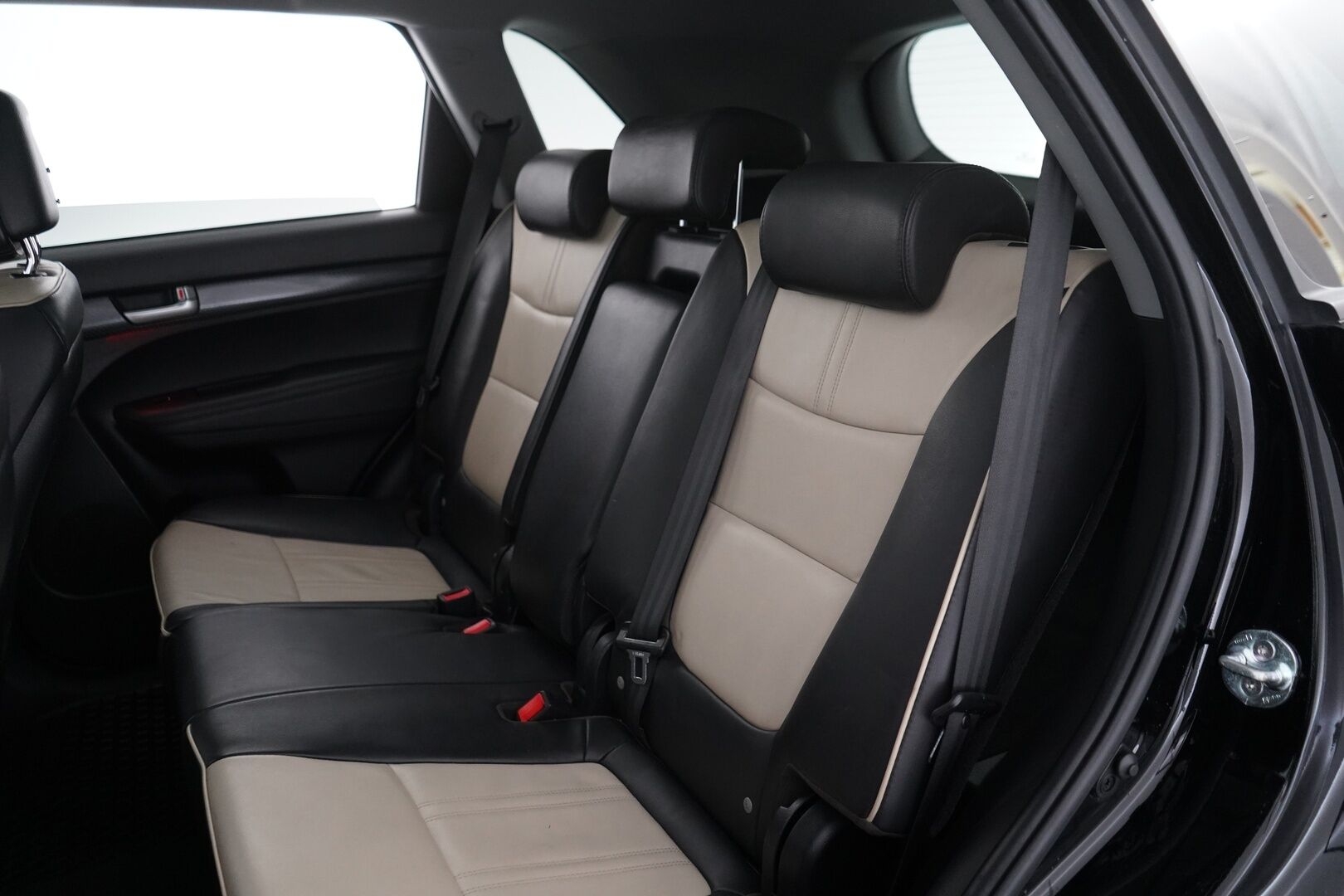 Kia Sorento 2012 2,2 CRDi AWD EX A/T 5P *Panorama / Lohko / Vakkari / Koukku / Kamera / Nahat* - Kahdet Kian alumiinivanteet / Juuri huollettu