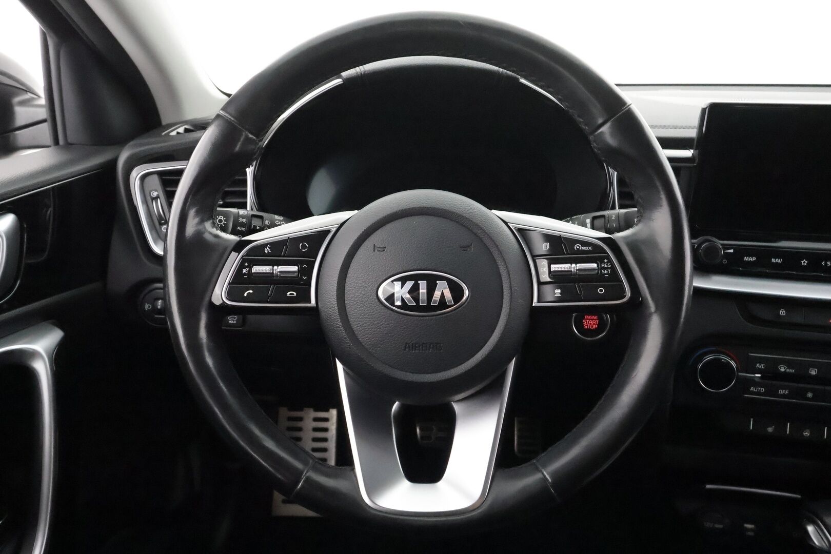 Kia XCeed 2020 1,6 T-GDI ISG 204hv Business Premium DCT AT - | ACC | JBL | Puolinahat | LFA | BSM | LED | Keyless | P.kamera | Lämm. ratti | Lämm. tuulilasi | Sähk. takaluukku | Apple & Android | Navi | 