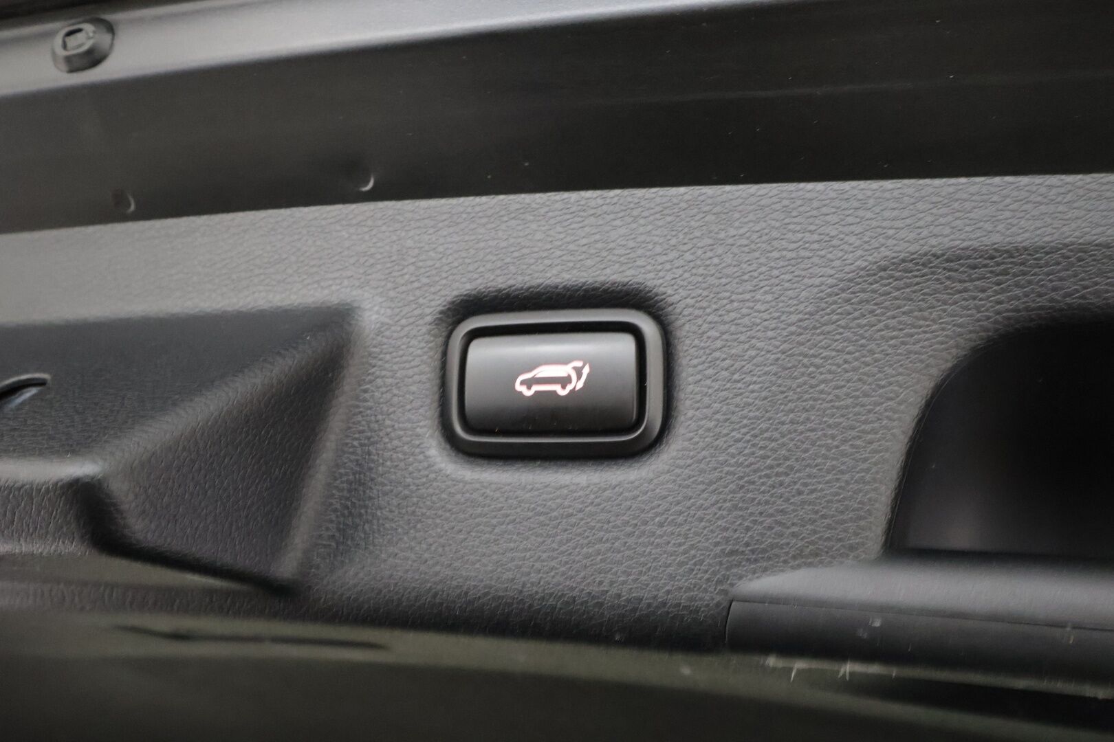 Kia XCeed 2020 1,6 T-GDI ISG 204hv Business Premium DCT AT - | ACC | JBL | Puolinahat | LFA | BSM | LED | Keyless | P.kamera | Lämm. ratti | Lämm. tuulilasi | Sähk. takaluukku | Apple & Android | Navi | 