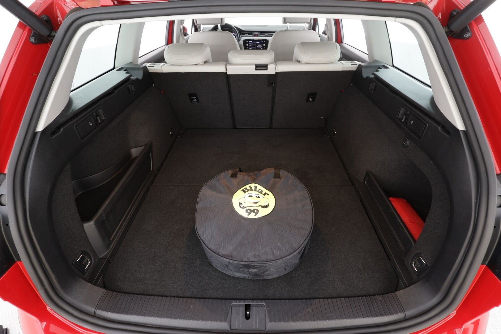 Volkswagen Passat 2020 Variant GTE Plug-In Hybrid 160kW DSG * ACC / Webasto / Matrix-LED / P.kamera / Navi / Kaistavahti / Keyless * - 1-om Suomi-auto / 2x Latauskaapelit / Kahdet renkaat