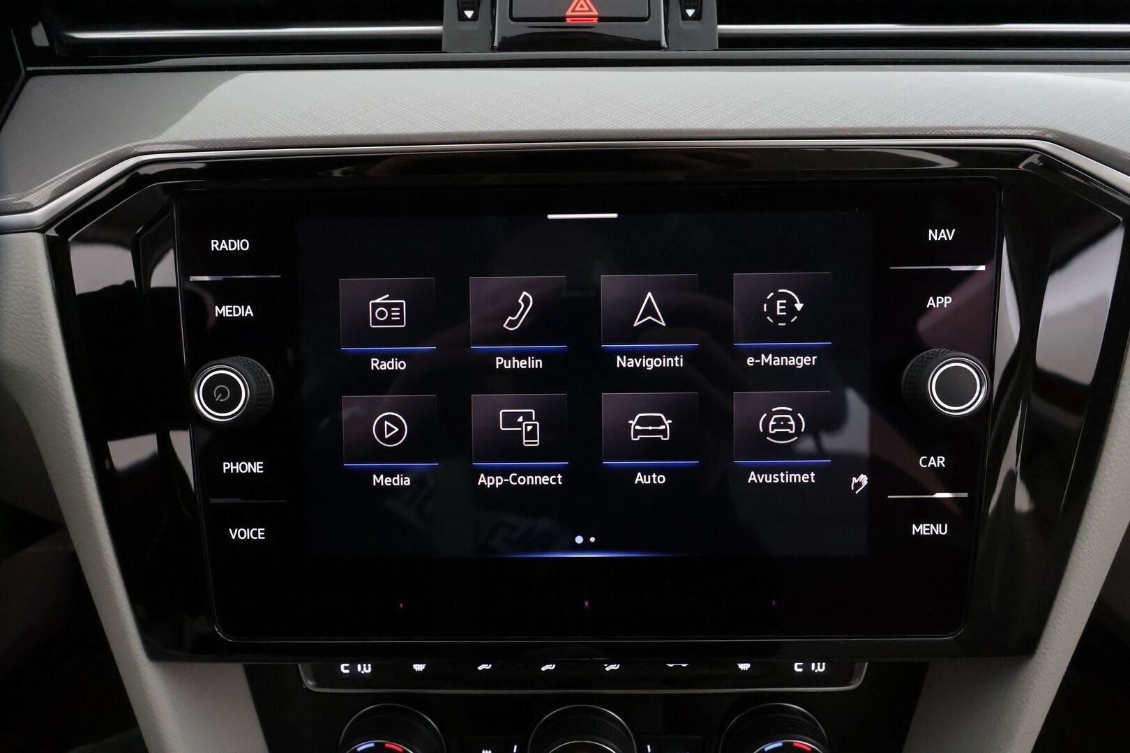 Volkswagen Passat 2020 Variant GTE Plug-In Hybrid 160kW DSG * ACC / Webasto / Matrix-LED / P.kamera / Navi / Kaistavahti / Keyless * - 1-om Suomi-auto / 2x Latauskaapelit / Kahdet renkaat