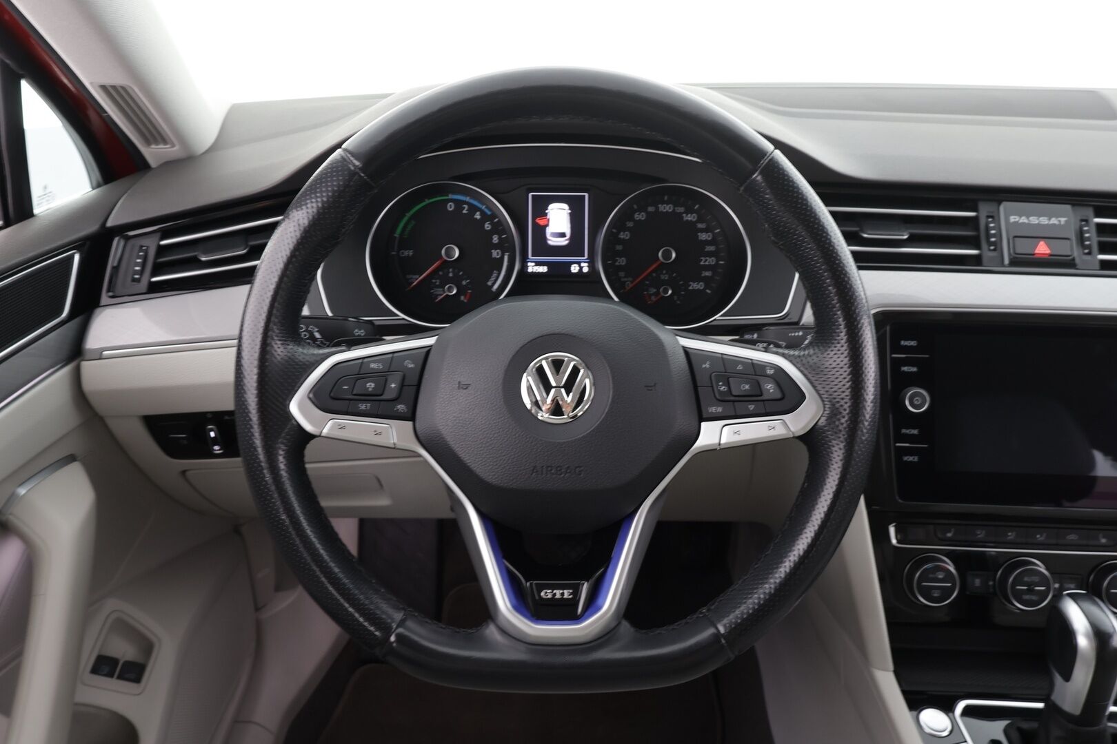 Volkswagen Passat 2020 Variant GTE Plug-In Hybrid 160kW DSG * ACC / Webasto / Matrix-LED / P.kamera / Navi / Kaistavahti / Keyless * - 1-om Suomi-auto / 2x Latauskaapelit / Kahdet renkaat