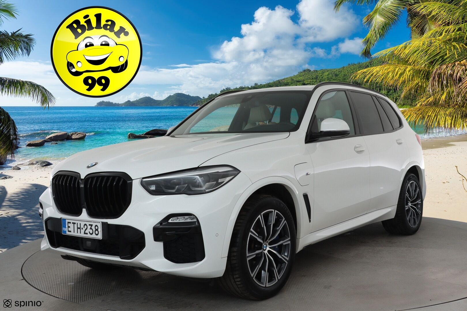 BMW X5 2020 G05 xDrive45e A M-Sport **Adapt.vakkari / Ilma-alusta / Adapt.LED / Muistipenkki / Digimittaristo / Vaaleat nahat** - 3,99 % KORKOTARJOUS TÄHÄN AUTOON 16.9. ASTI! - Akku kuntotarkastettu / Suomi-auto / Kahdet renkaat aluvanteilla