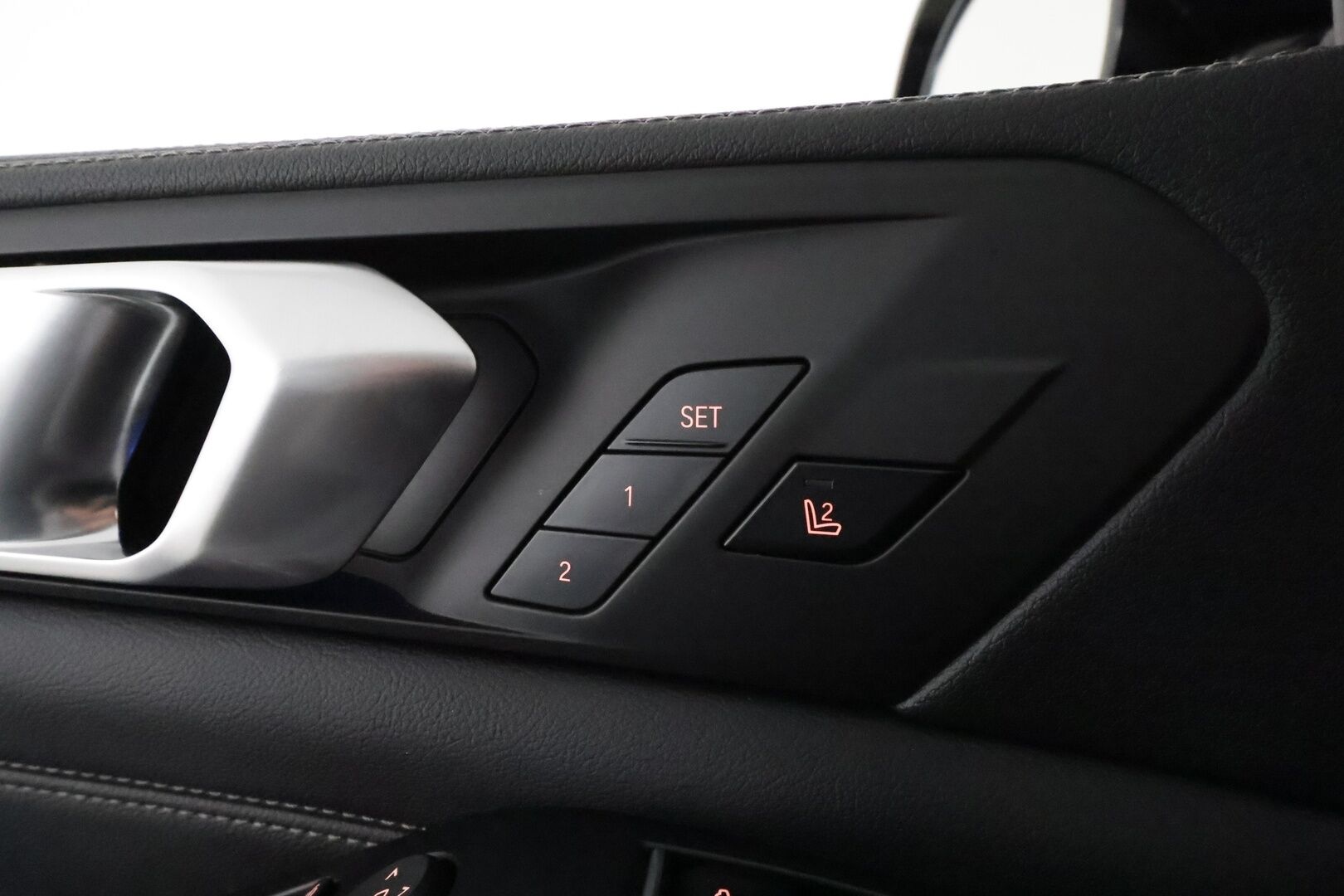 BMW X5 2020 G05 xDrive45e A M-Sport **Adapt.vakkari / HUD / Nelipyöräohjaus / Koukku / 360 Kamera / HiFi / Comfort istuimet** - Super varusteilla / Suomi-auto / Merkkihuollettu / Digimittaristo / Navi / Comfort Access / Ilma-alusta / Adapt.LED / Display Key 